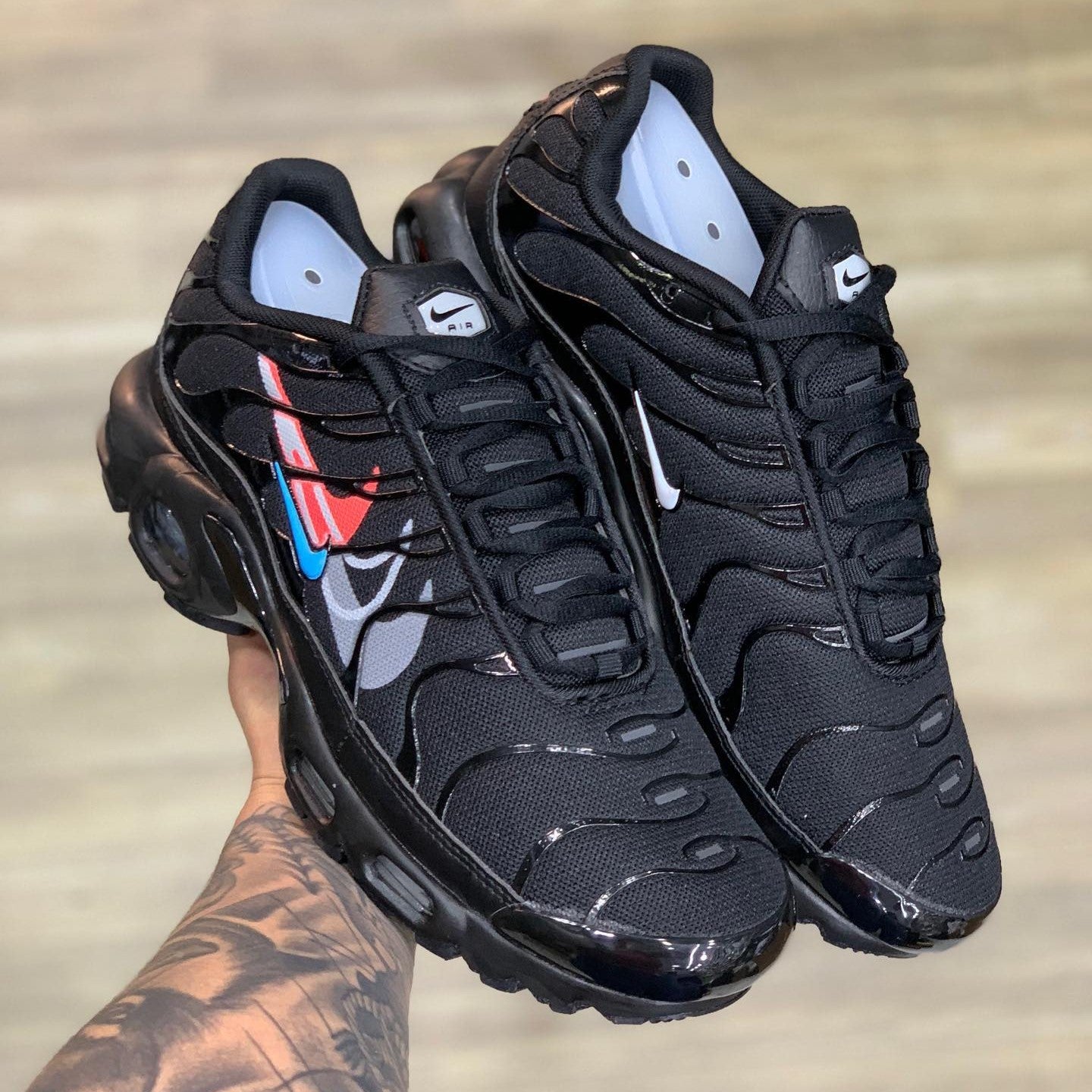 Air Max Plus TN Multi Swoosh Black Crimson