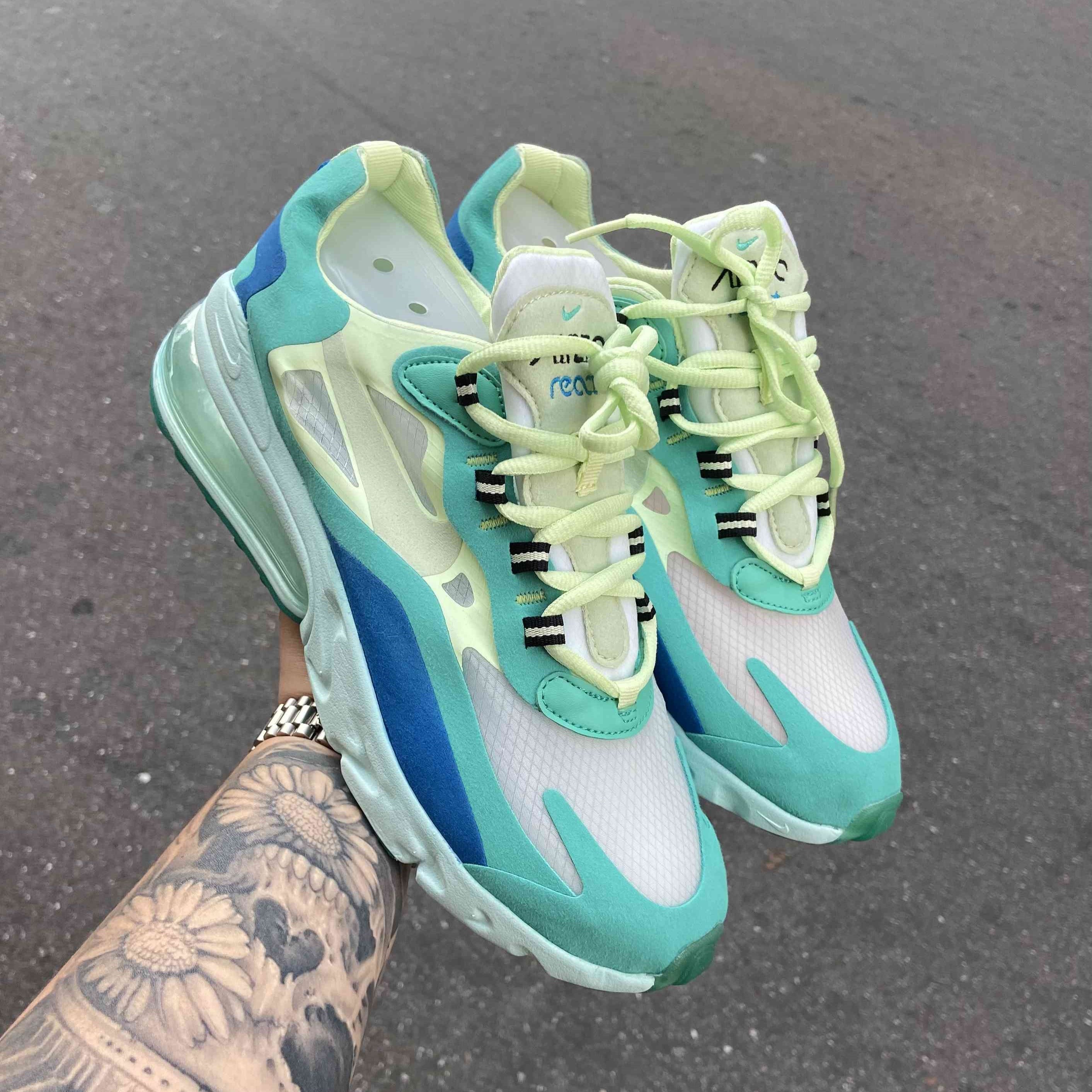 Air Max 270 React Psychedelic Art