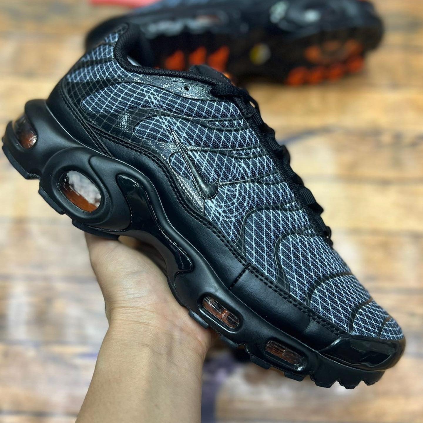 Air Max Plus TNᅠ3D Swoosh Black