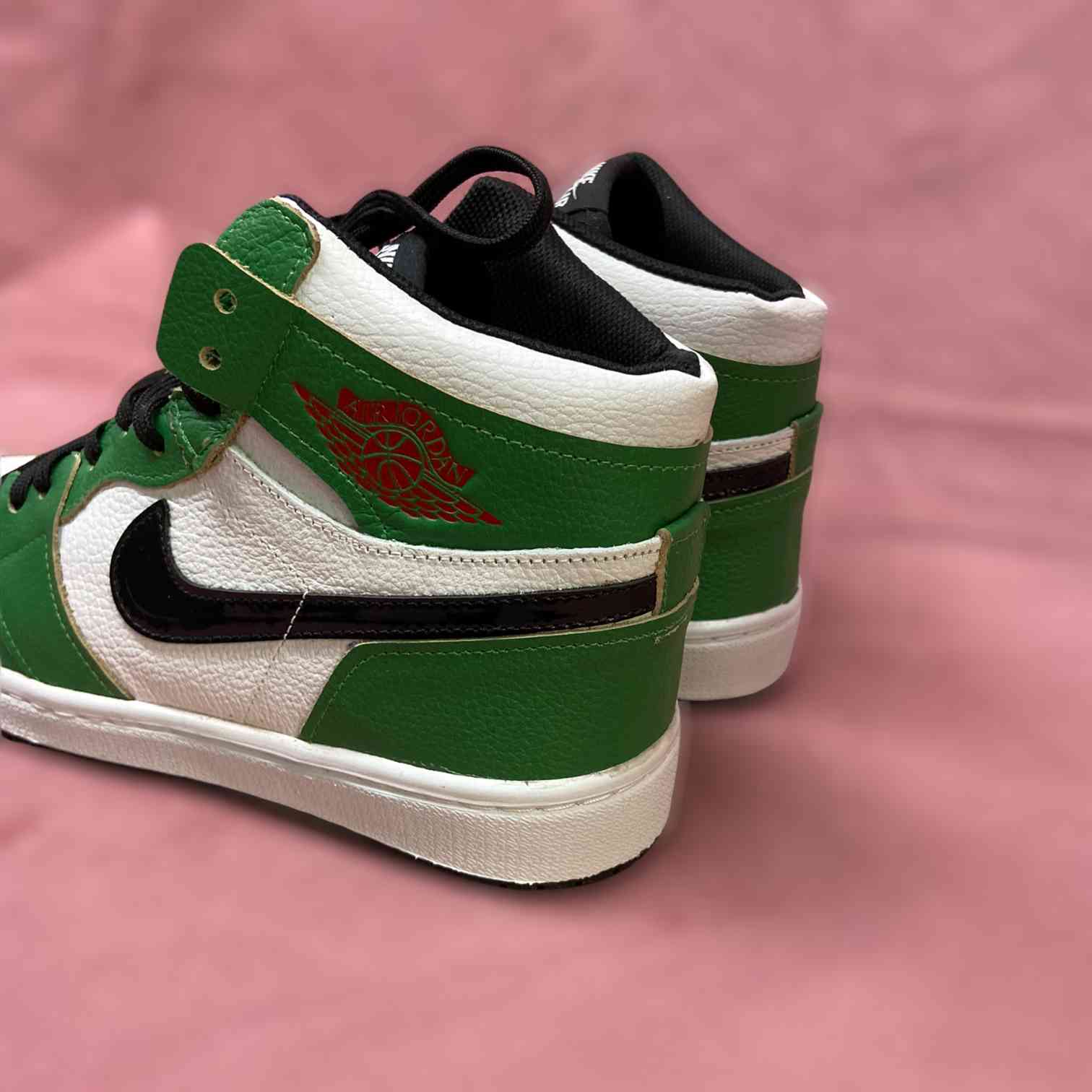 Air Jordan 1 Retro High OG Lucky Green Femme