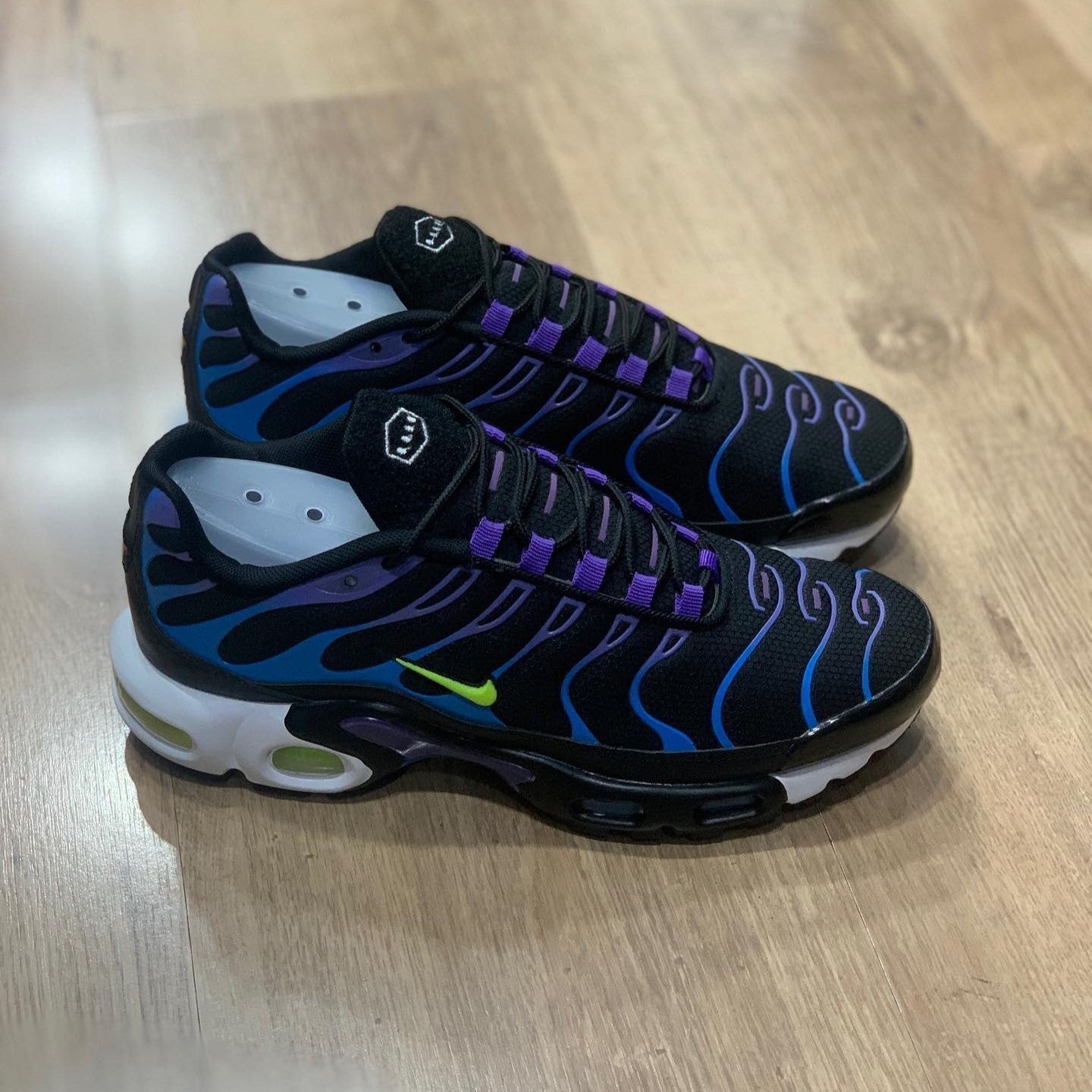 Air Max Plus TN Kaomoji