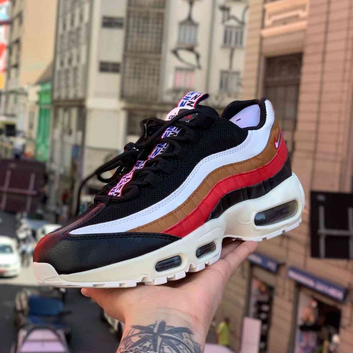 Air Max 95 Premium Pull Tab