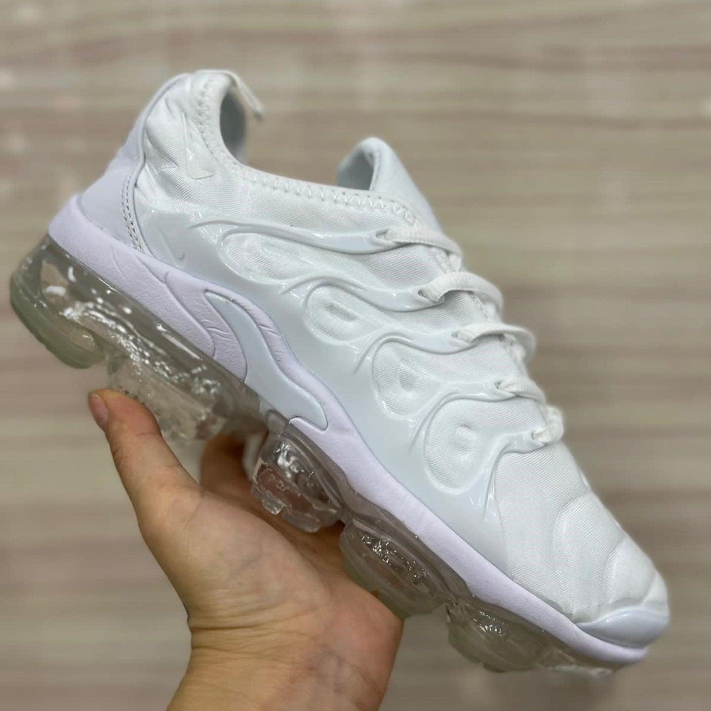 VaporMax Plus White Platinum