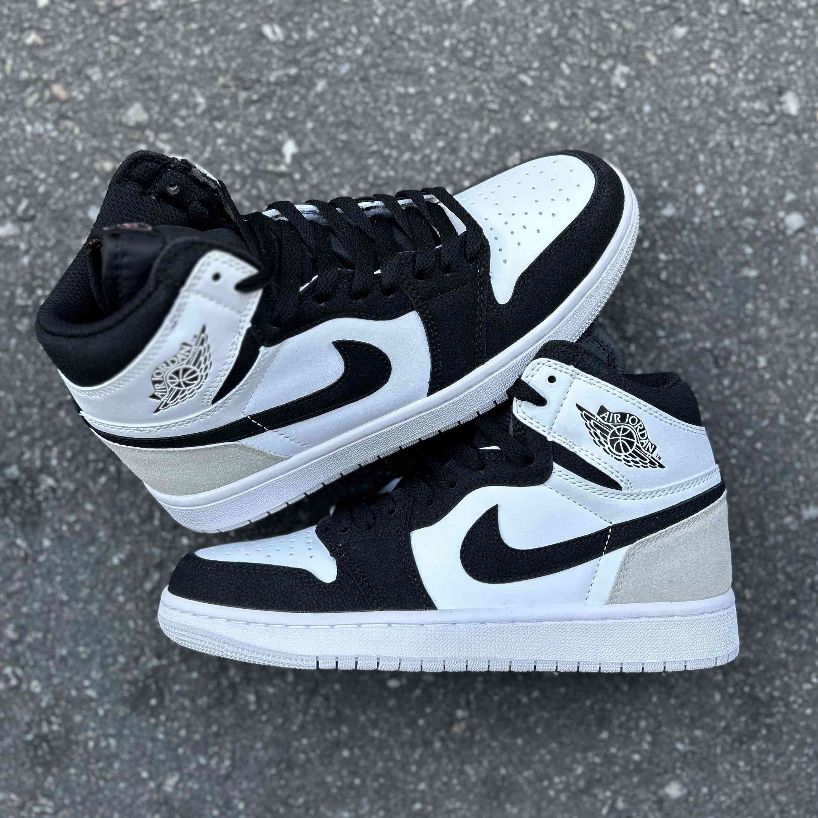 Air Jordan 1 Retro High OG Stage Haze