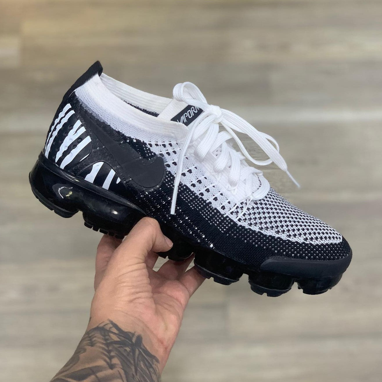VaporMax Flyknit 2 Zebra