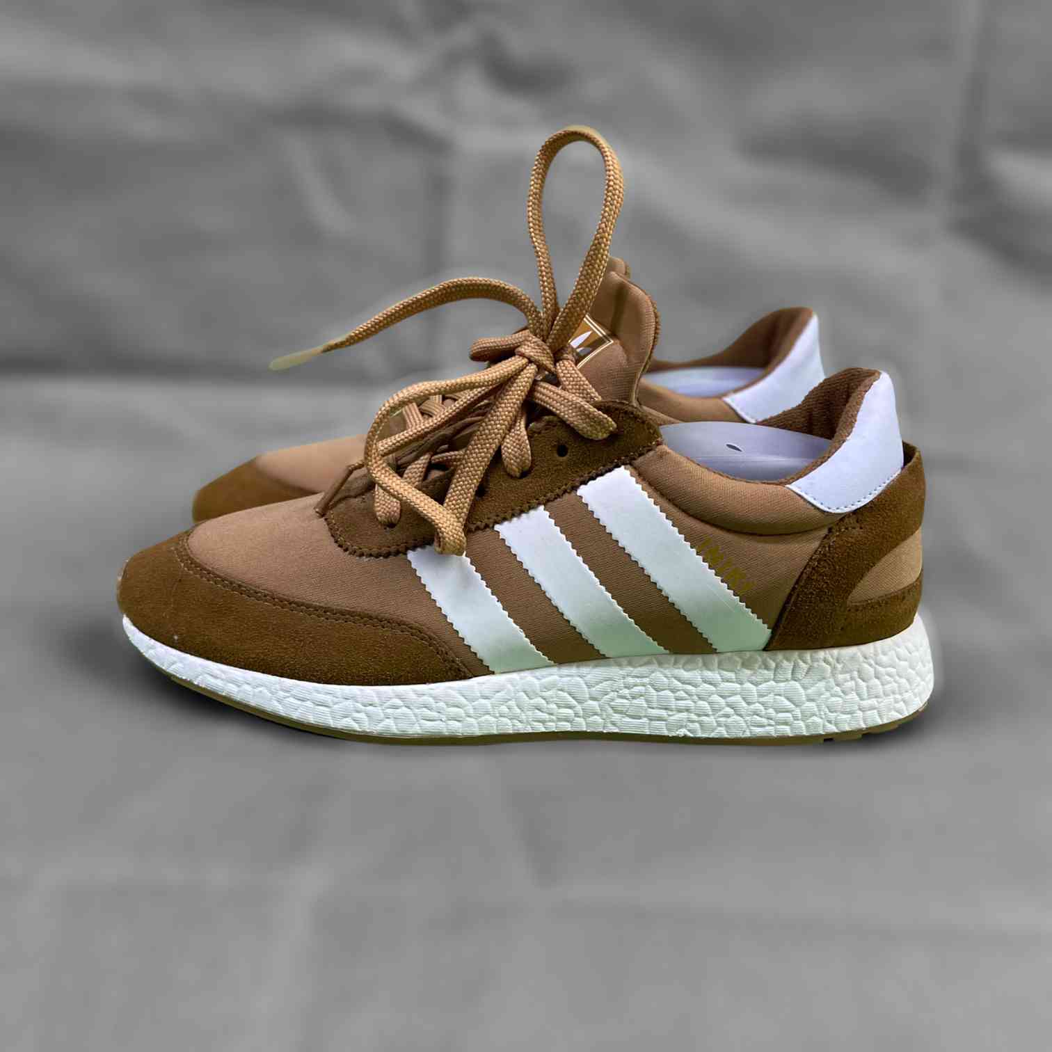 Iniki Runner Brown