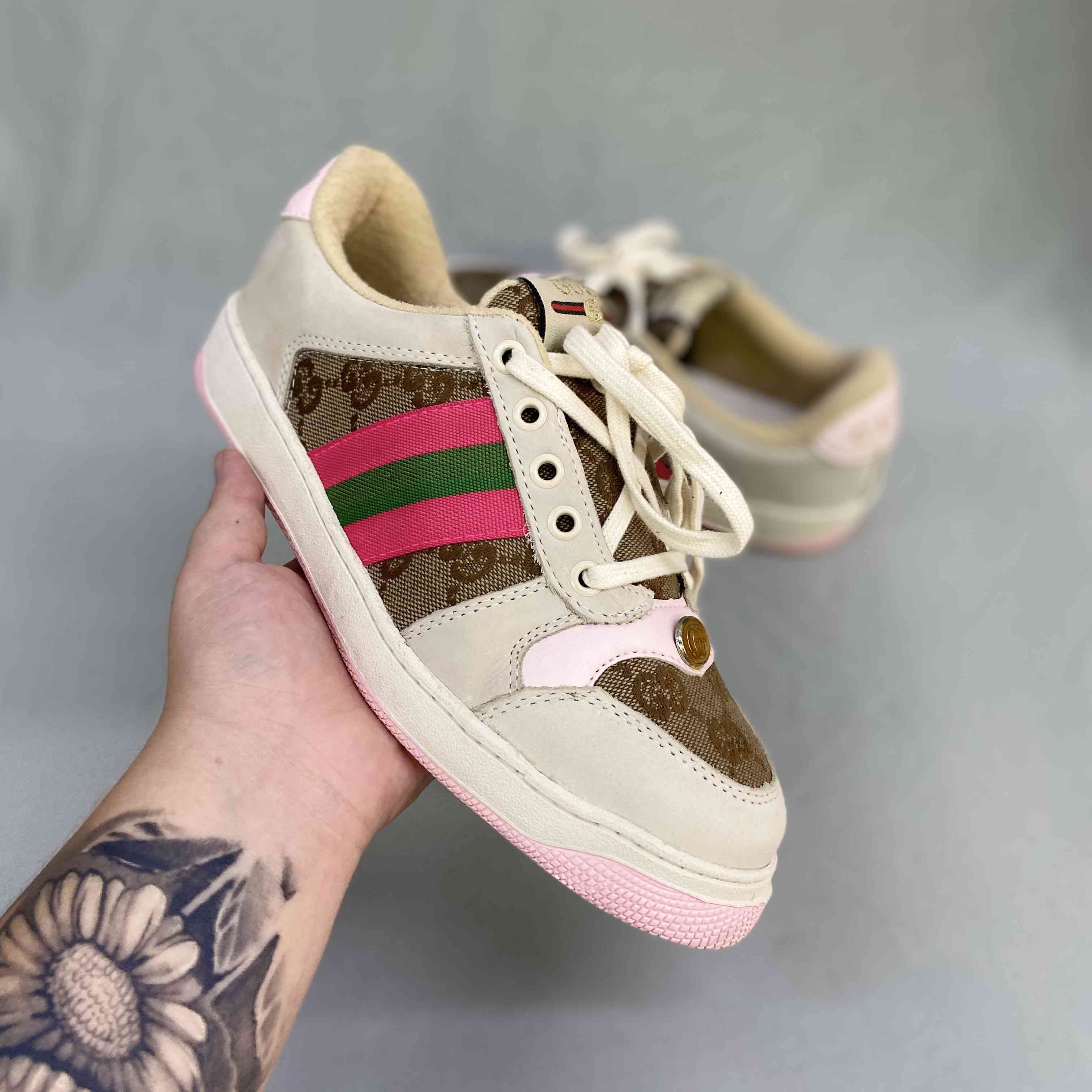 Gucci Screener GG Low Top Sneakers GG Canvas Beige Pink