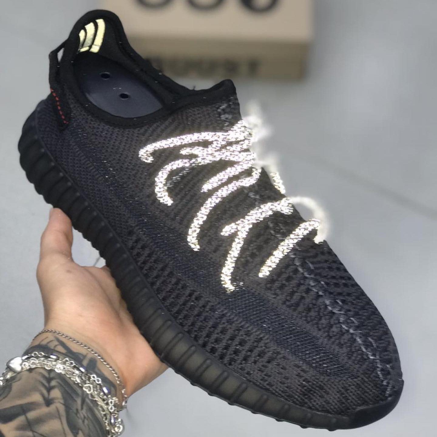 Yeezy Boost 350 v2 Onyx