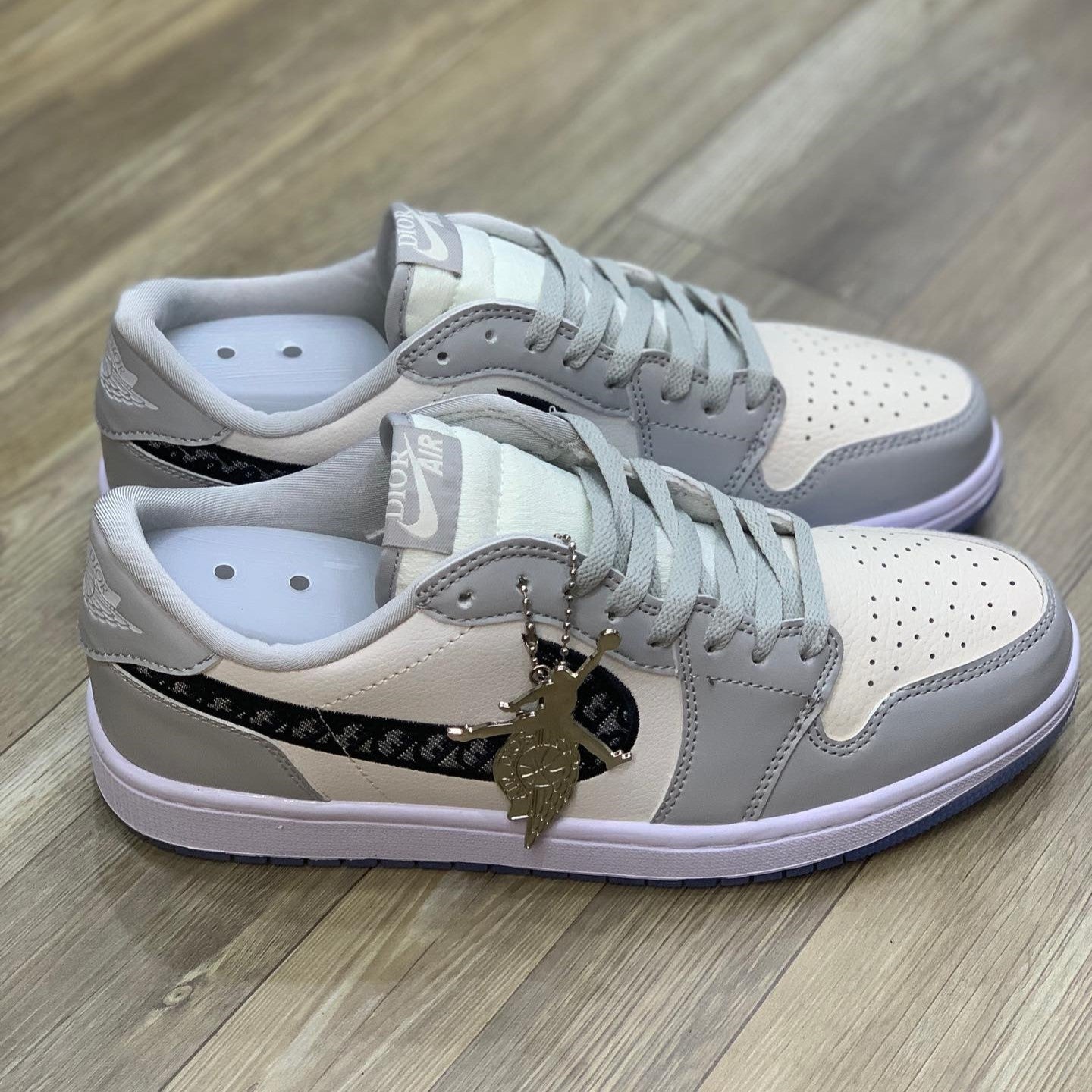 Dior x Air Jordan 1 Low