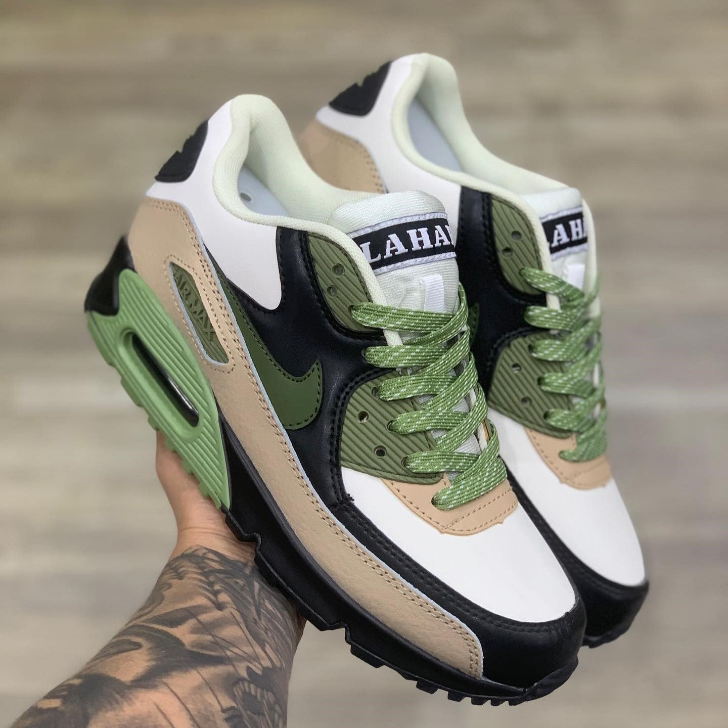 Air Max 90 Lahar Escape Ivory