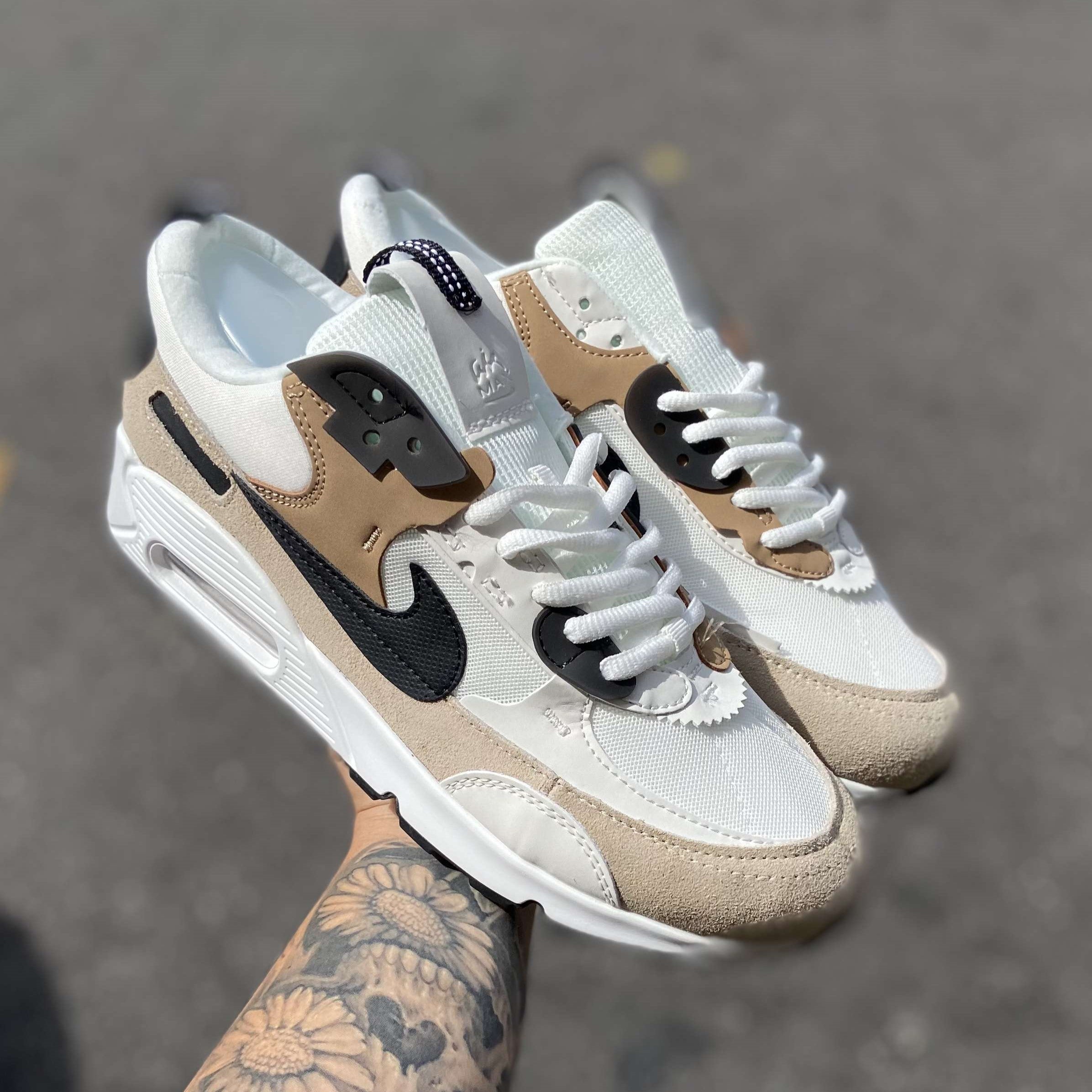 Air Max 90 Futura Tan