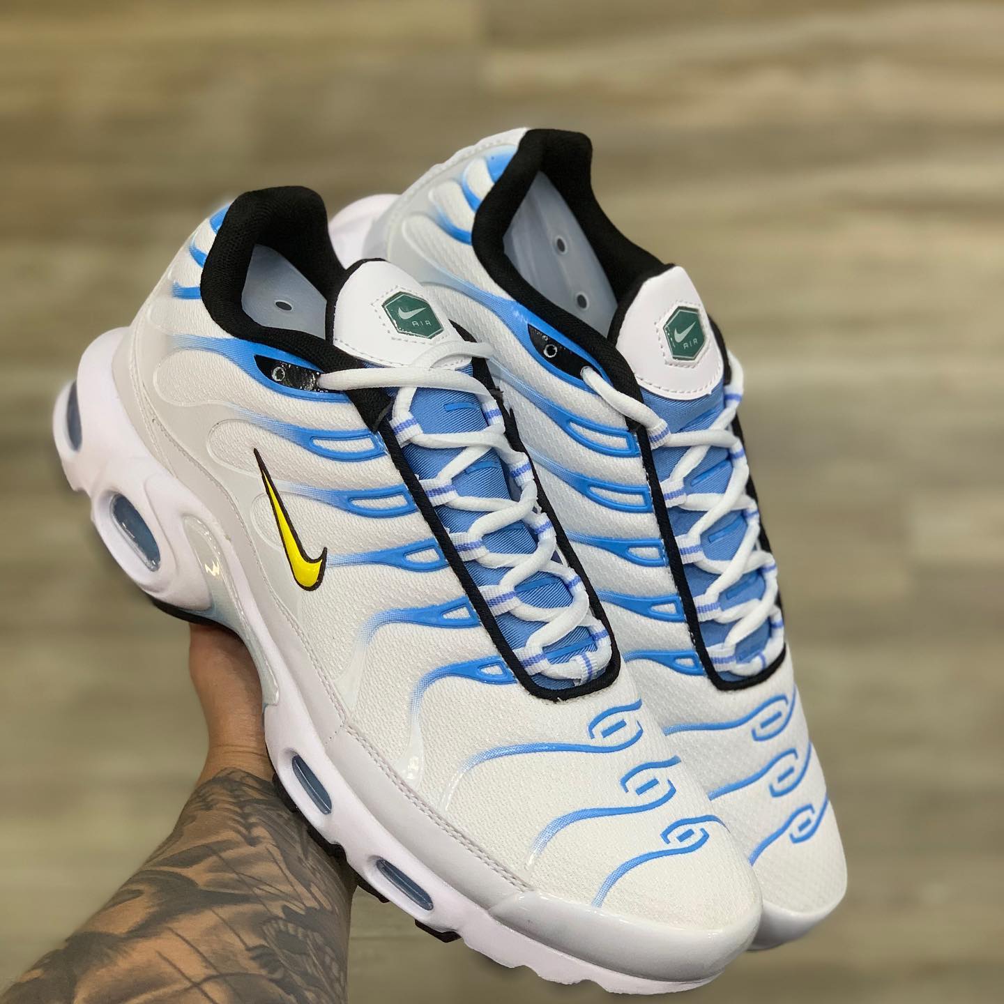 Air Max Plus TN University Gold White