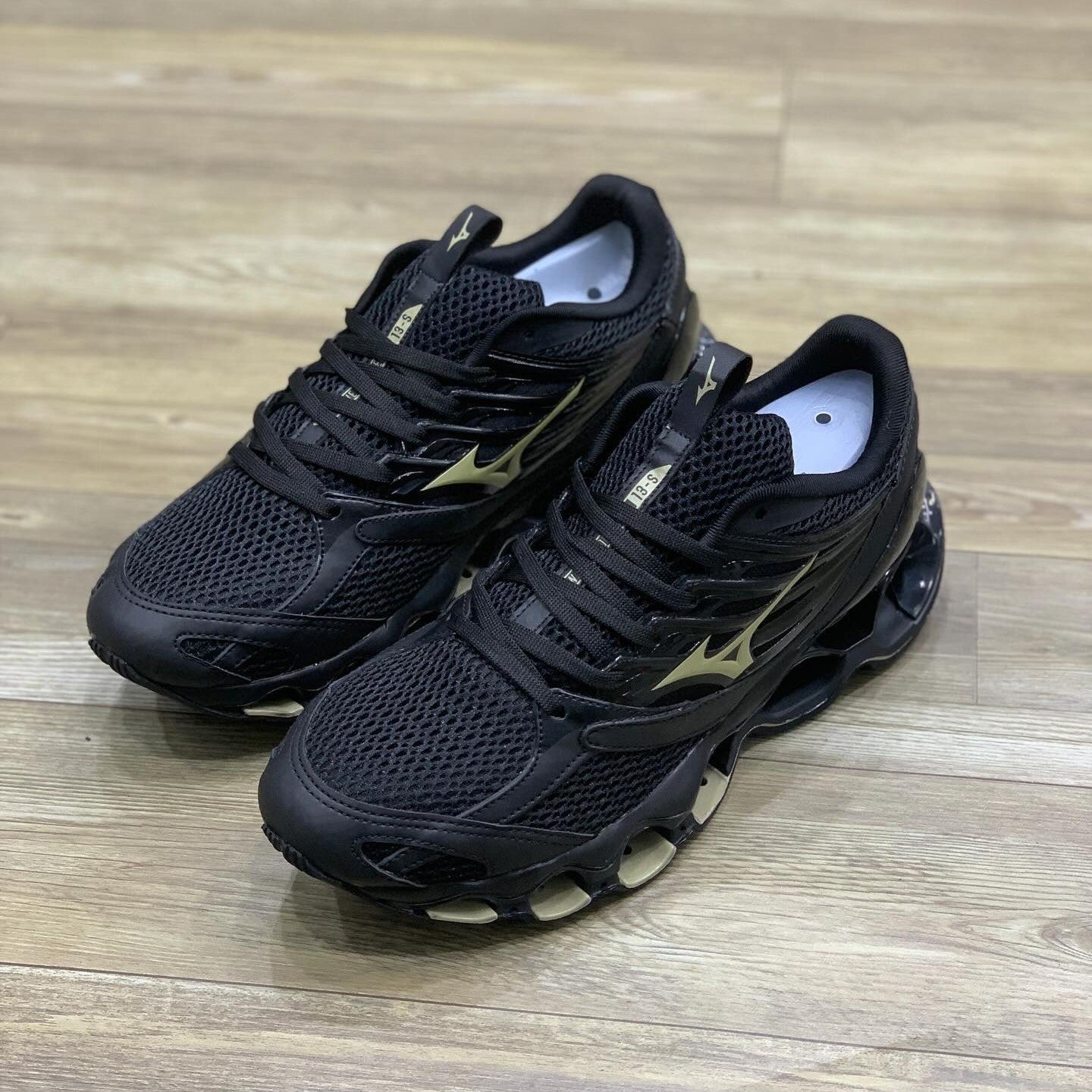 Wave Prophecy 13S Black Gold