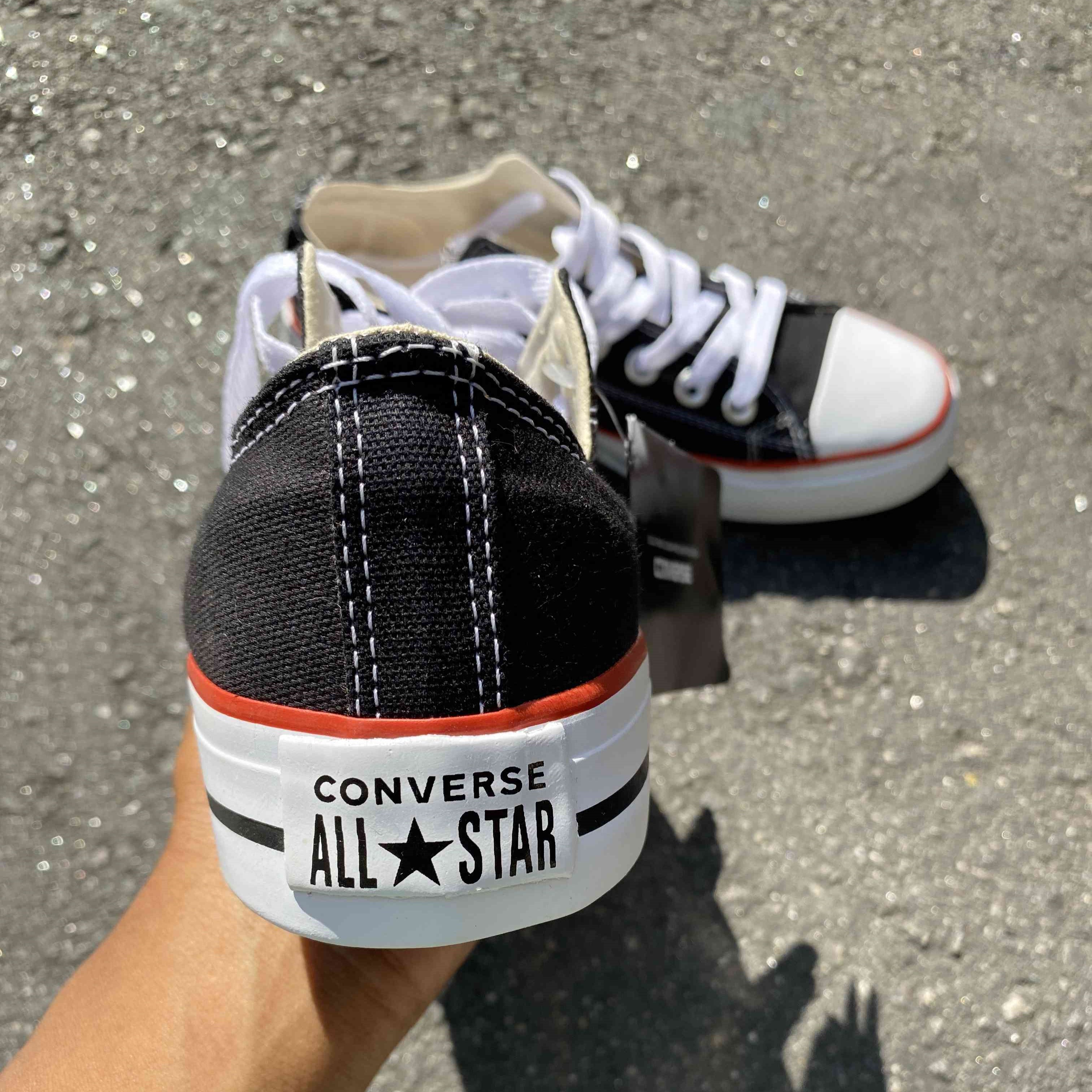 Chuck Taylor All Star Low Black White