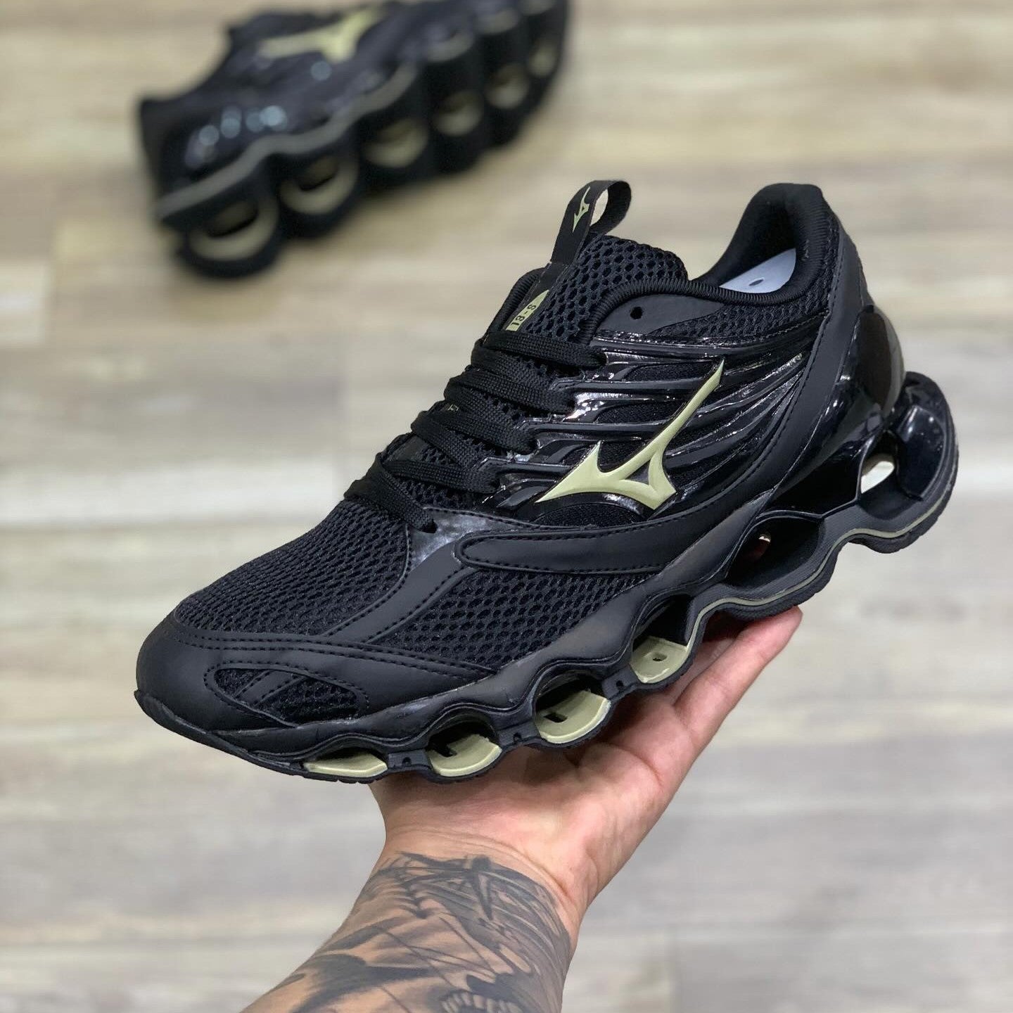 Wave Prophecy 13S Black Gold