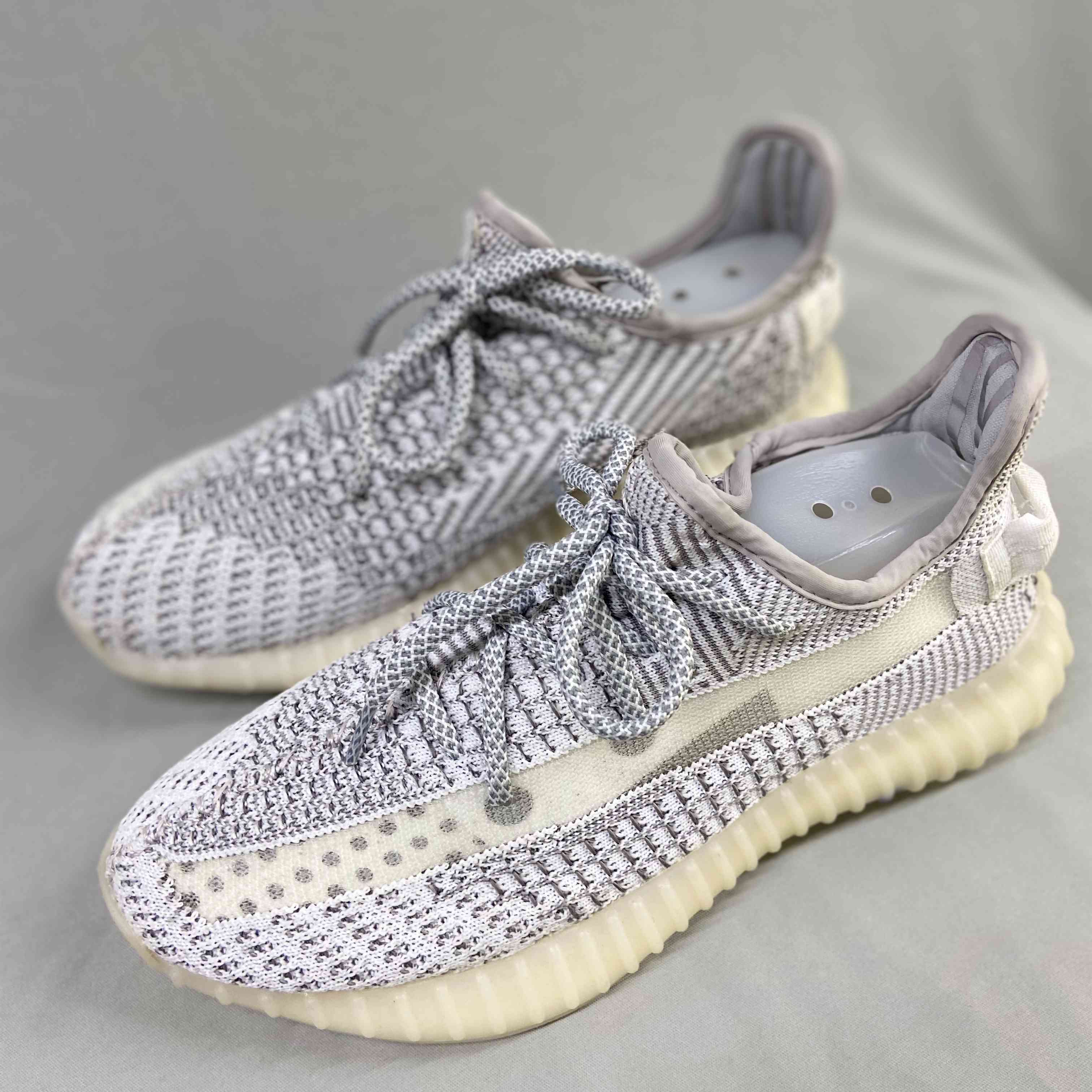 Yeezy Boost 350 v2 Static