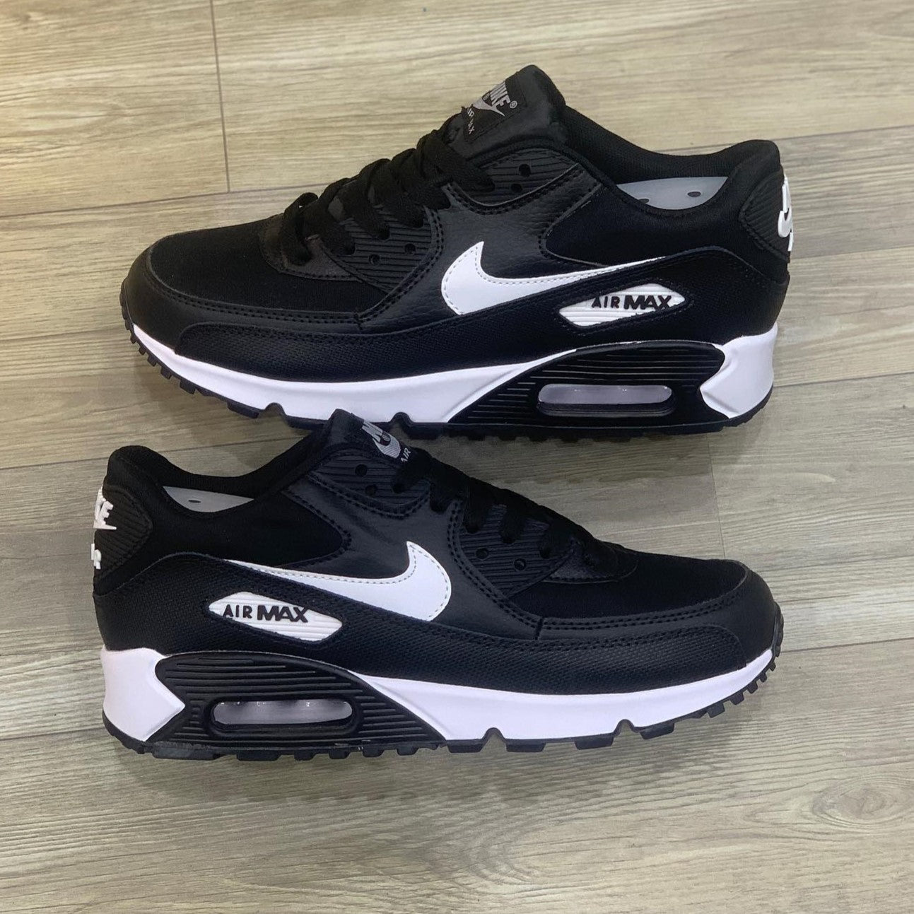 Air Max 90 Black White