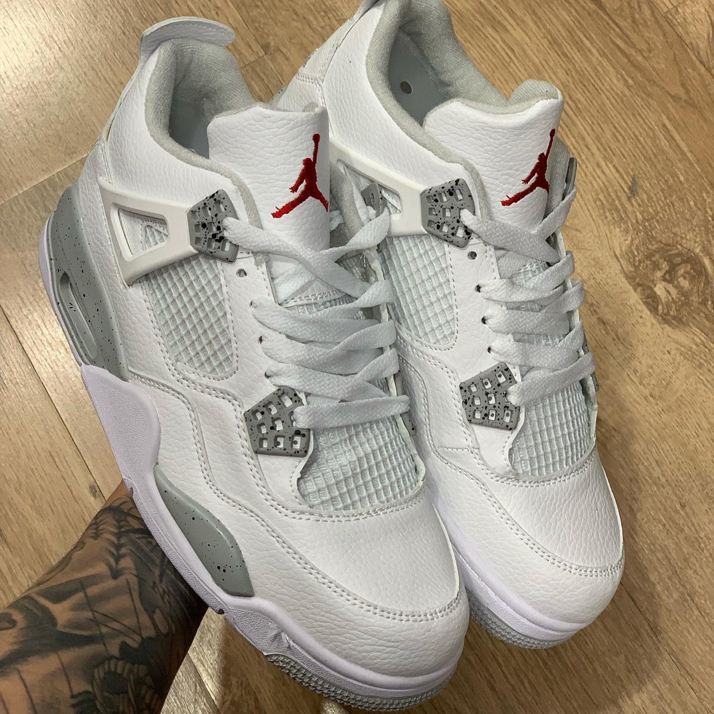 Air Jordan 4 Retro White Oreo