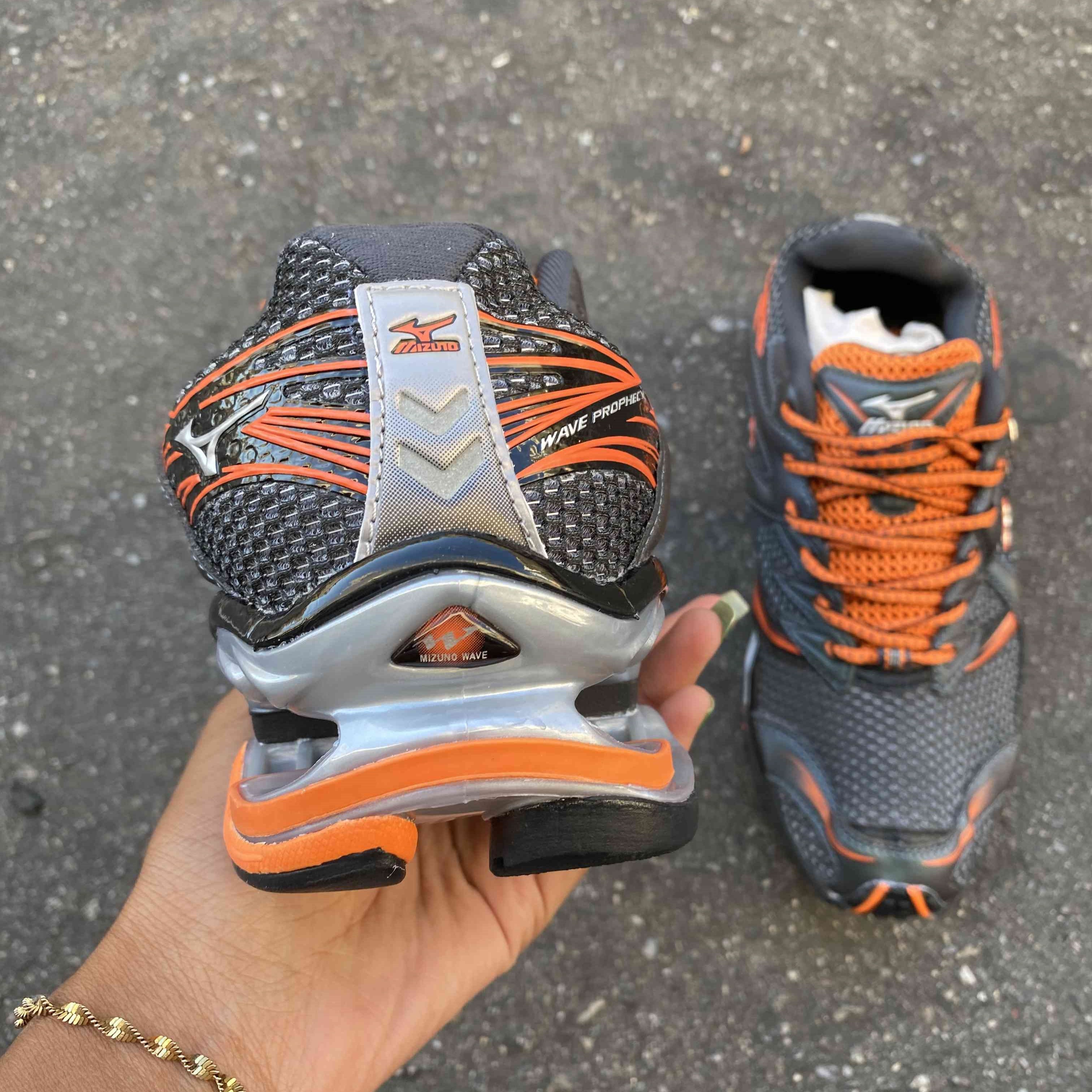 Wave Prophecy 1 Grey Orange