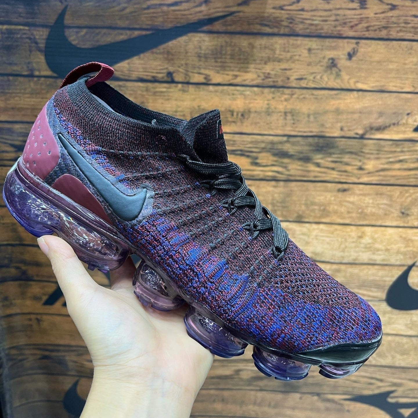 VaporMax Flyknit 2 Team Red