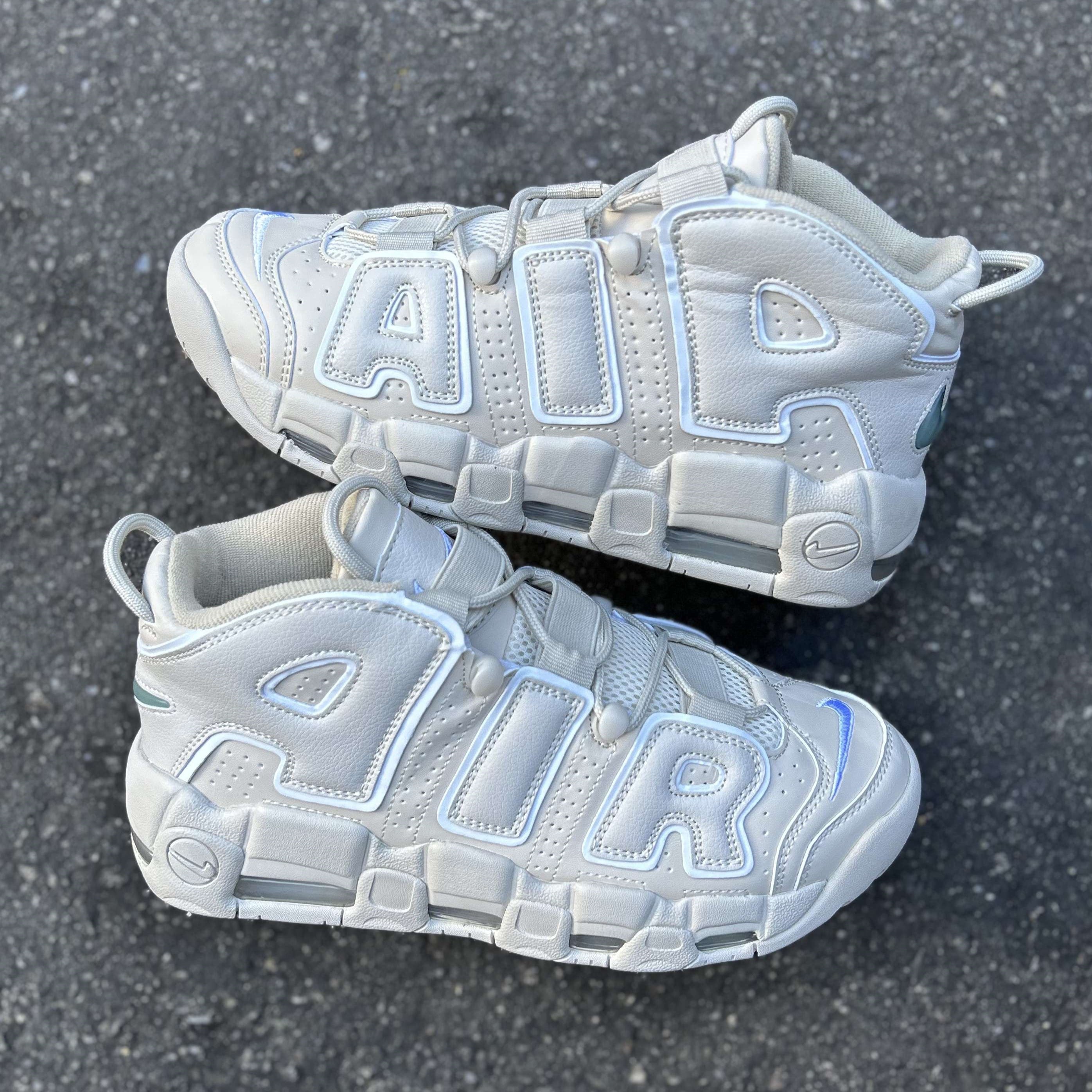 Air More Uptempo Low Light Bone