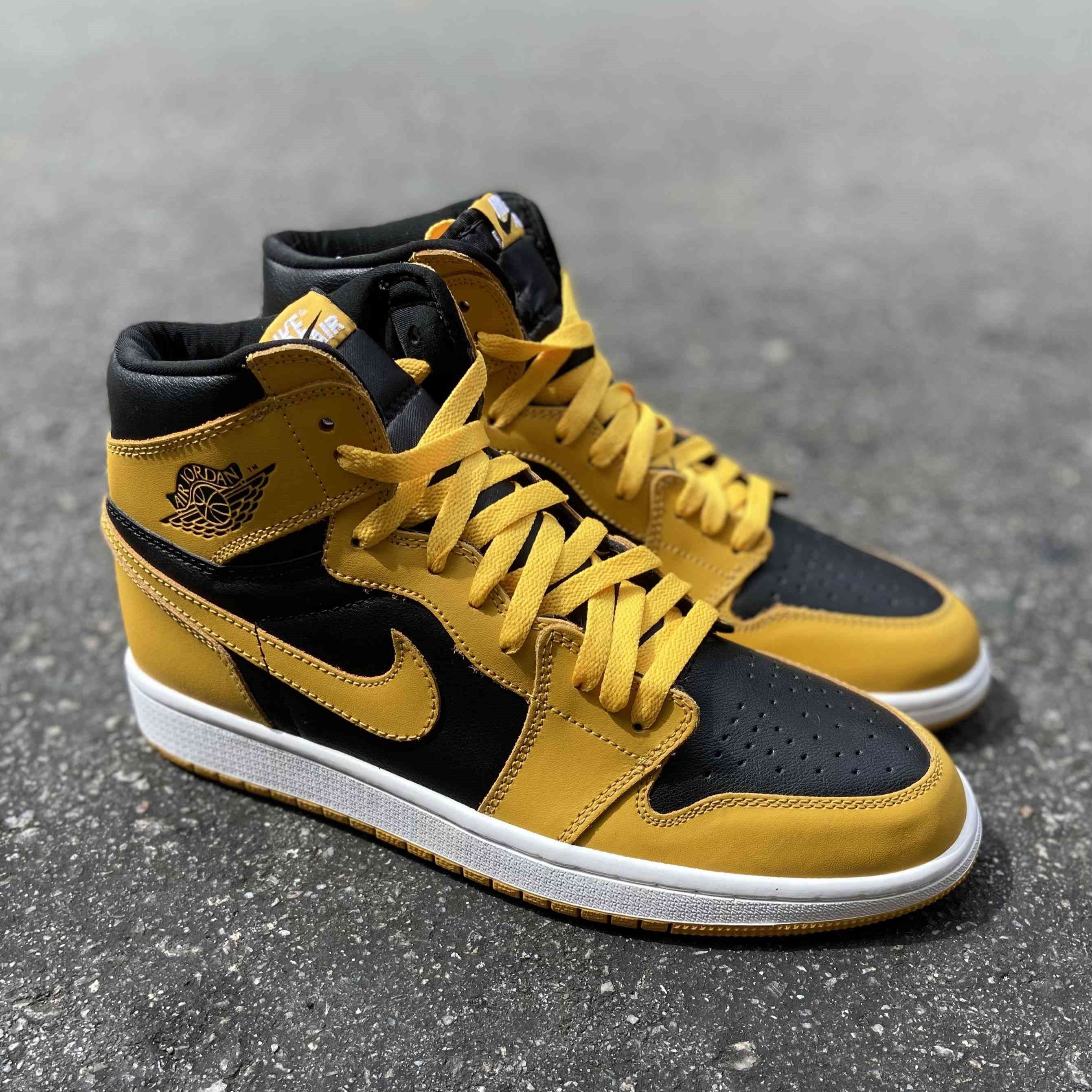 Air Jordan 1 High OG Pollen