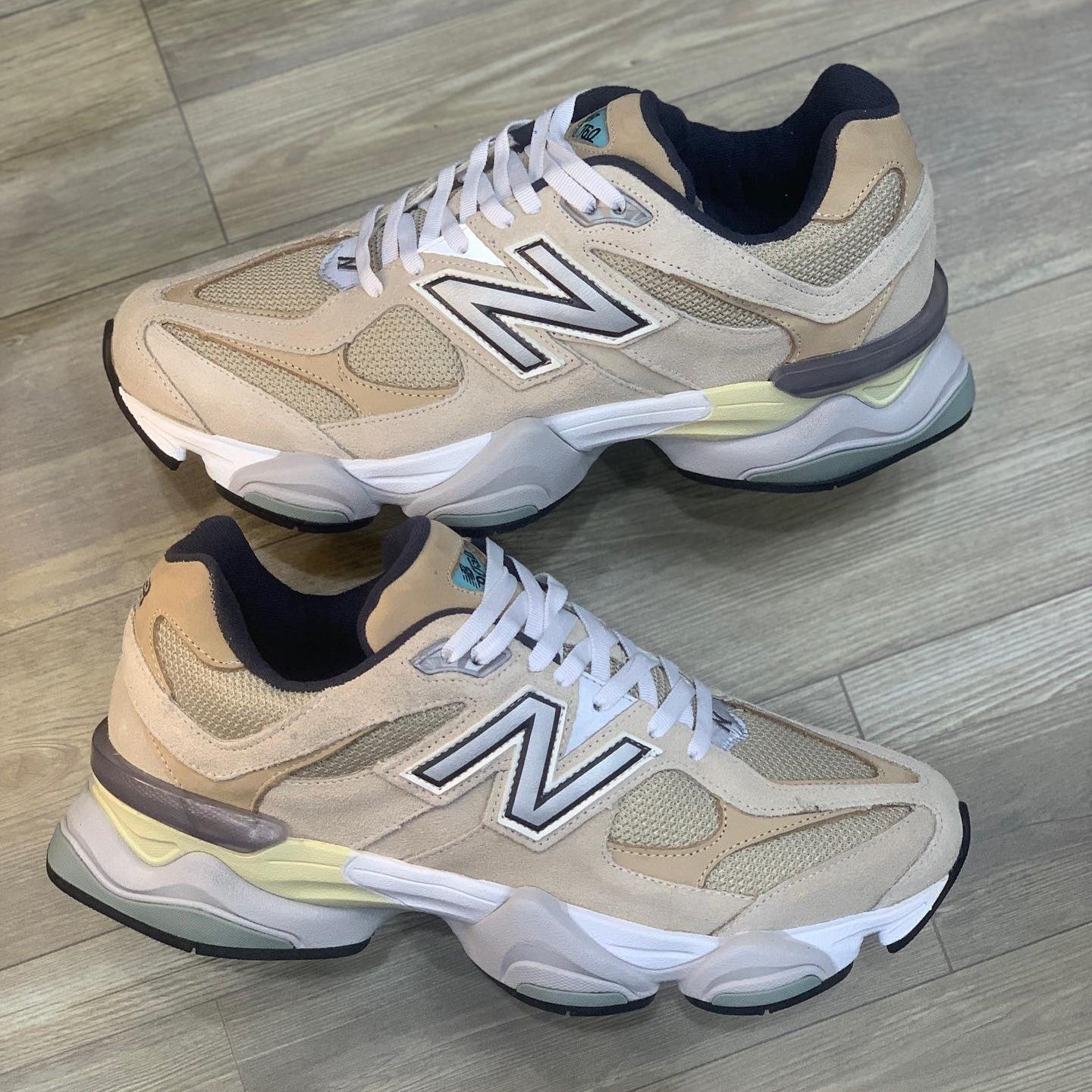 New Balance 9060 Sea Salt Surf