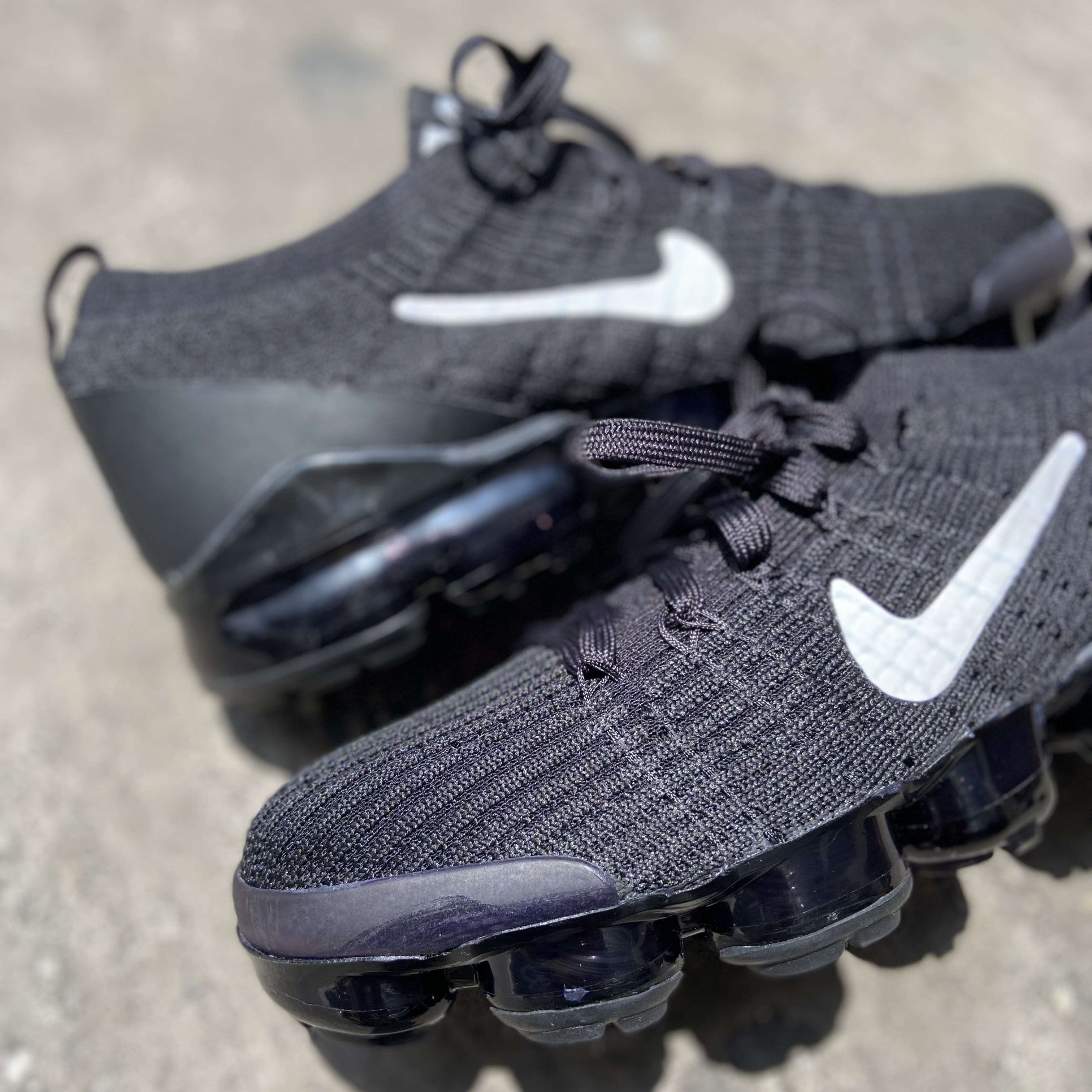 VaporMax Flyknit Triple Black