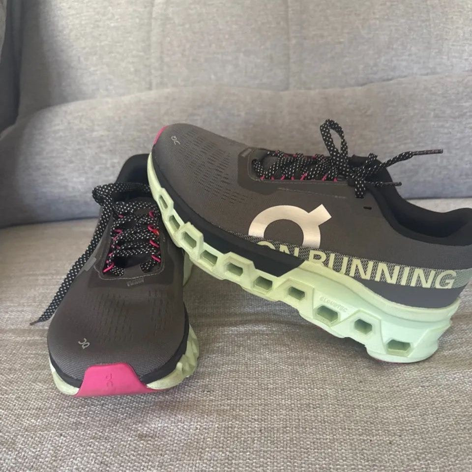 On Running Cloudmonster 2 Asphalt Lima