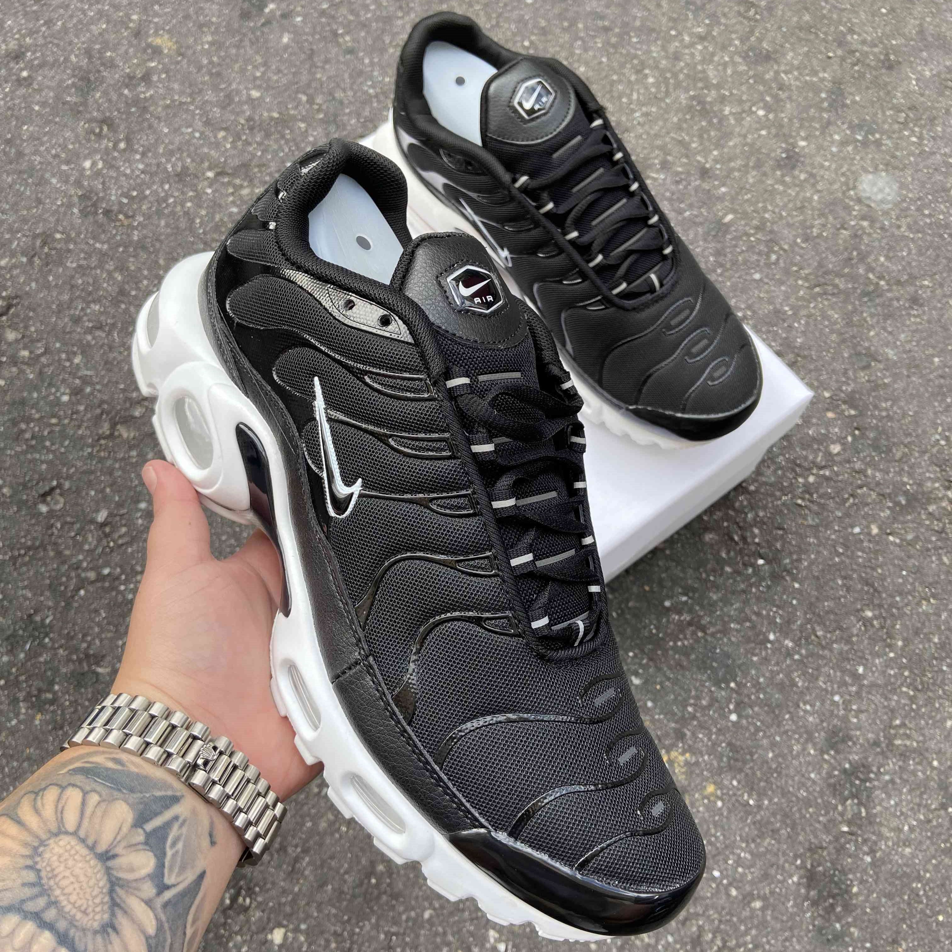 Air Max Plus TN Black White