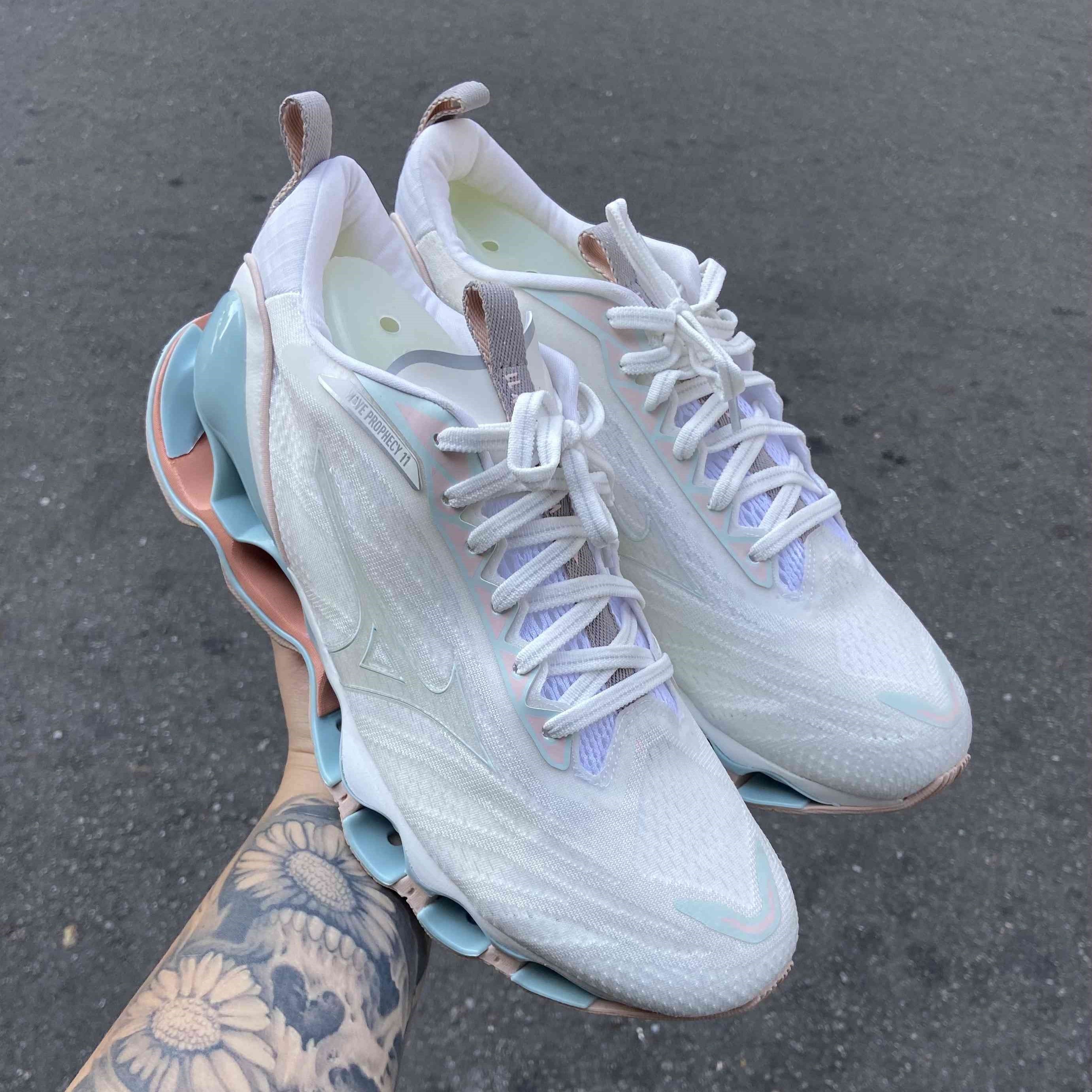 Wave Prophecy 11 Shock Absorption Breathable Blue Pink