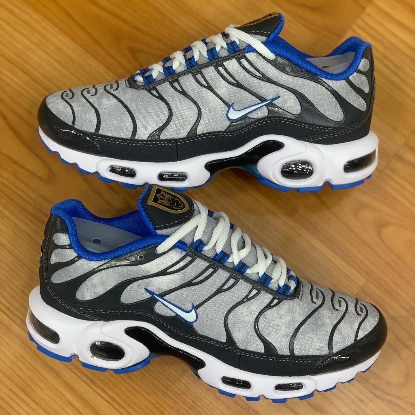 Air Max Plus TN Social FC