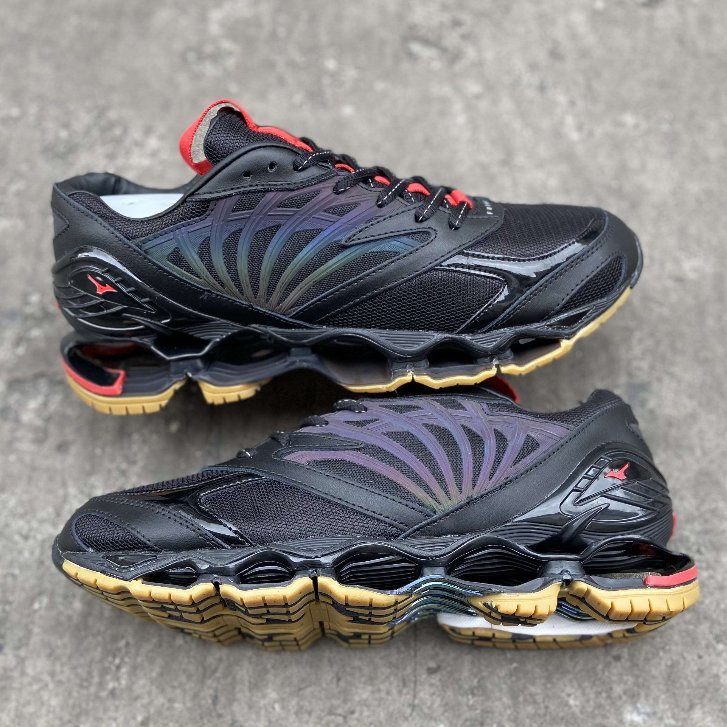 Mizuno Futur Camaleao