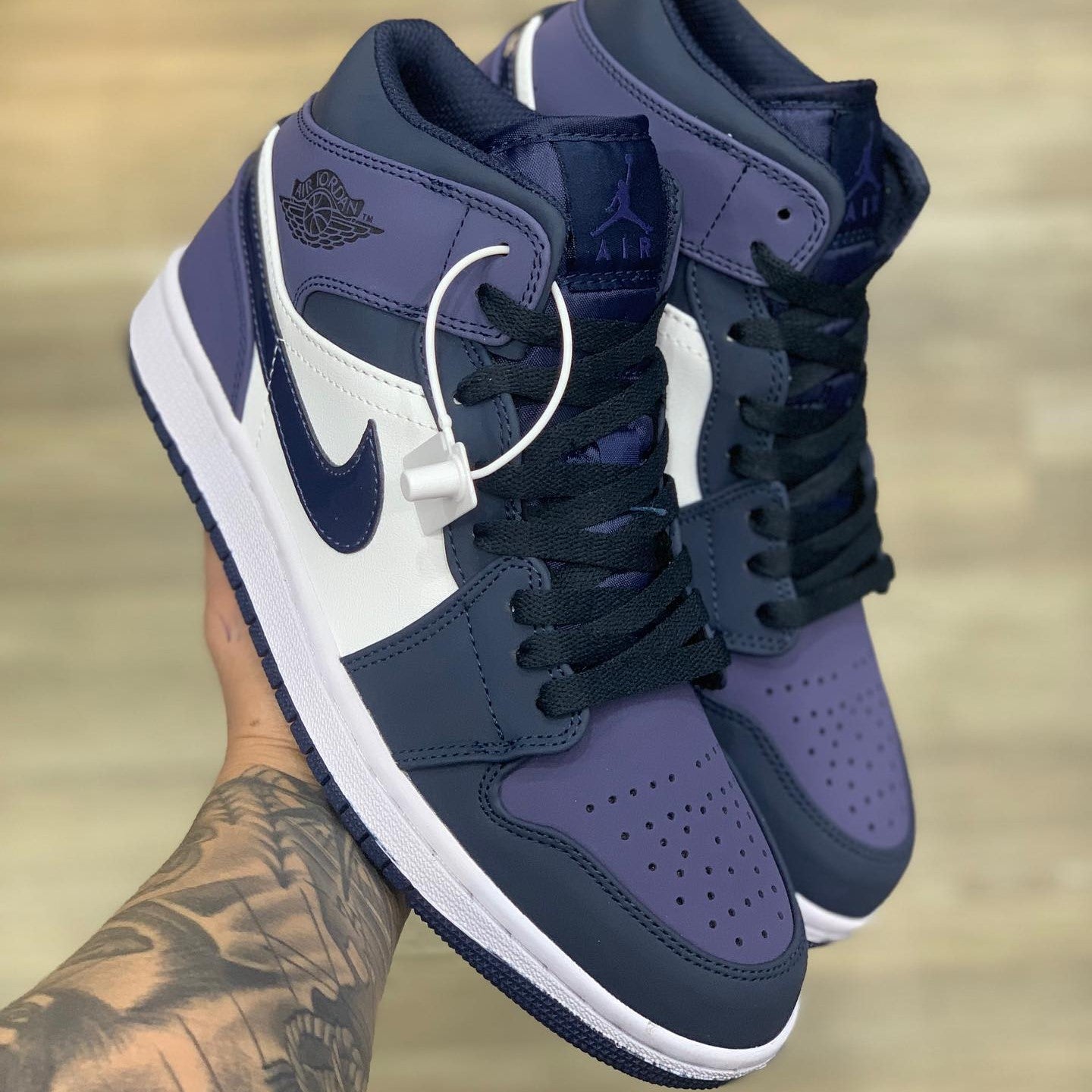 Air Jordan 1 Mid Obsidian Sanded Purple