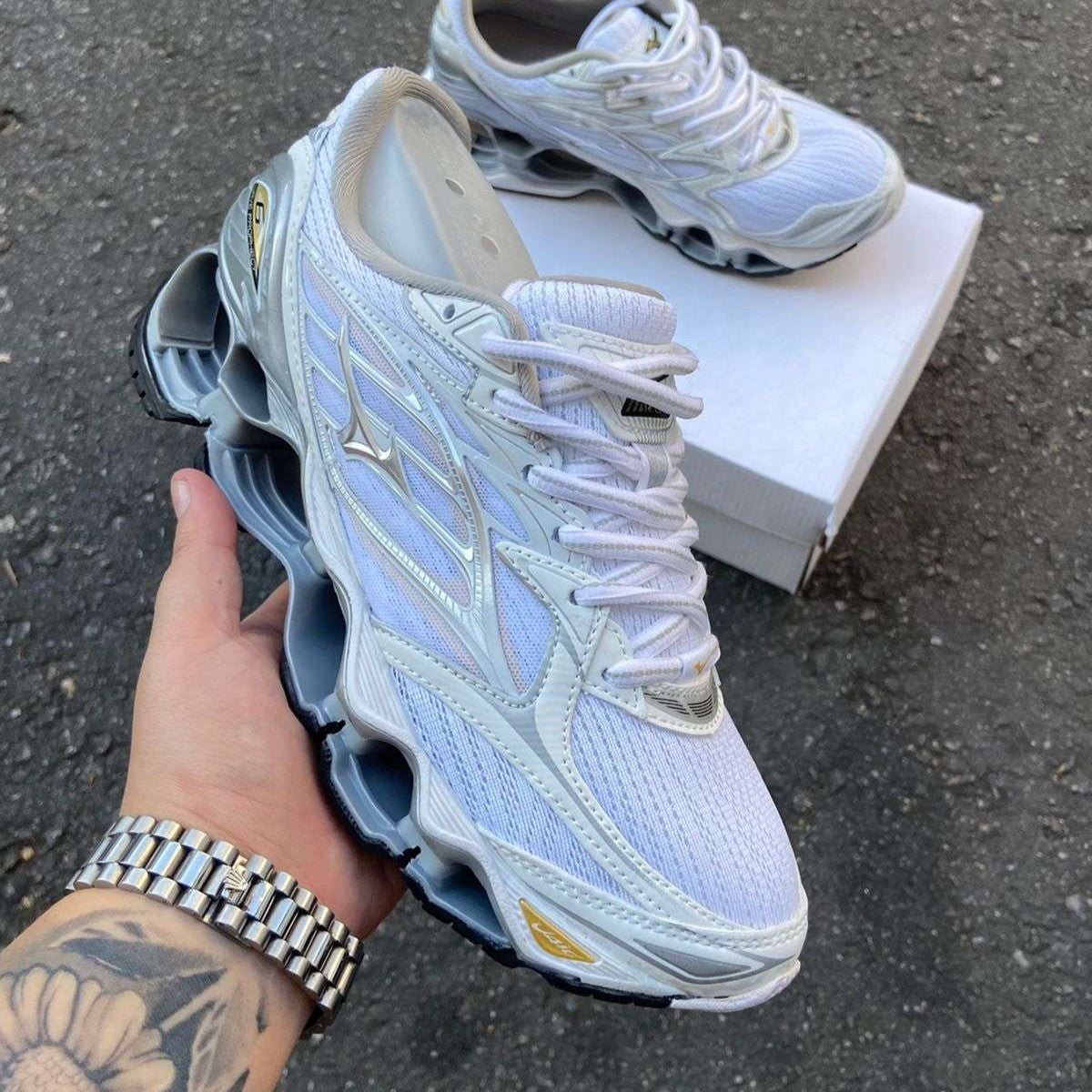 Wave Prophecy 6 White Grey