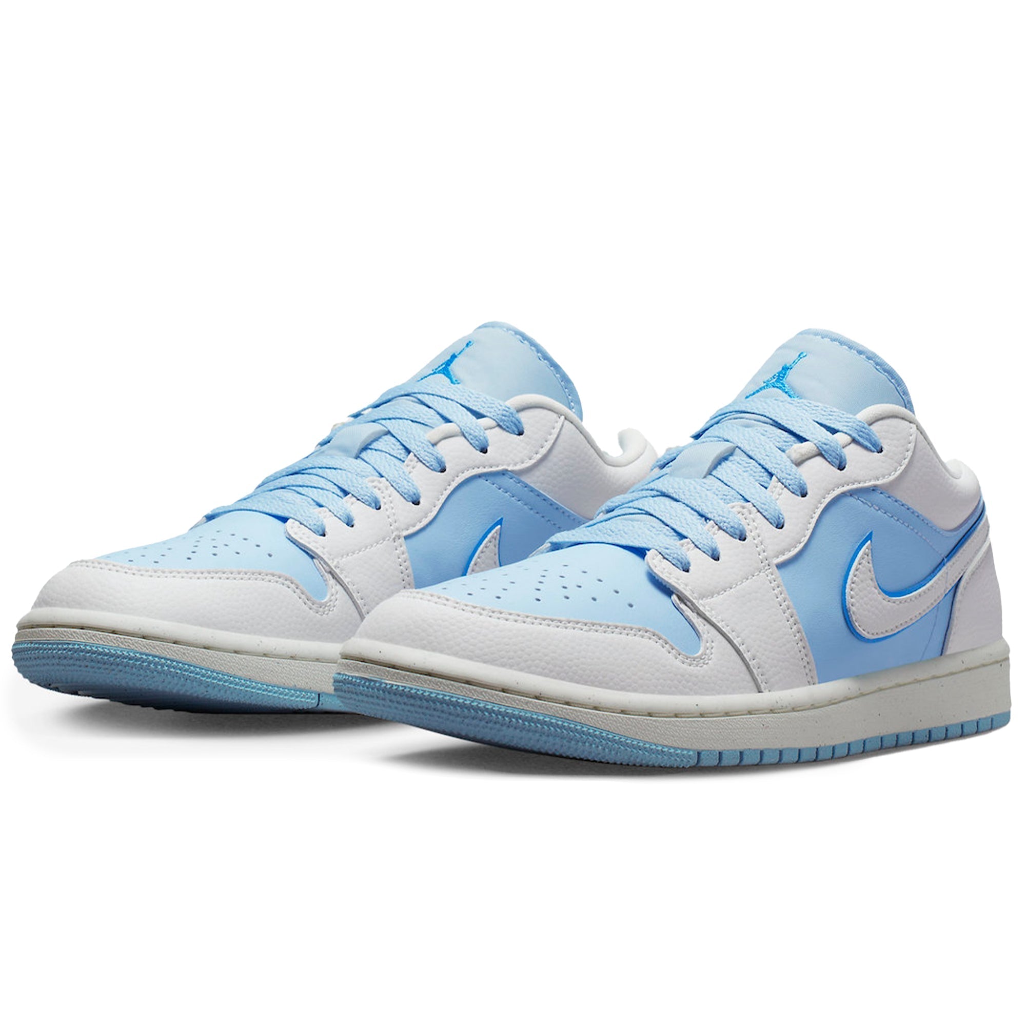 Air Jordan 1 Low SE Reverse Ice Blue