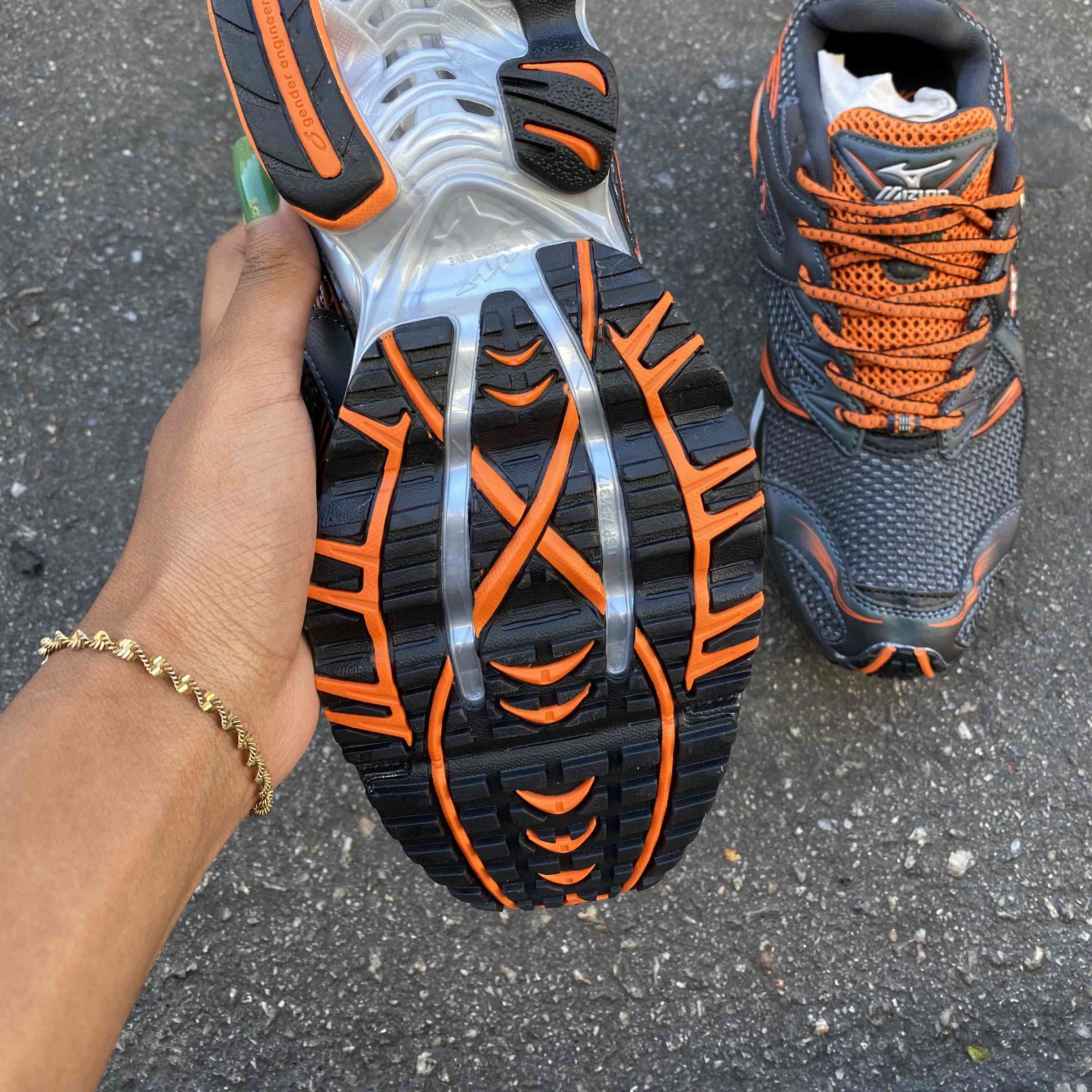 Wave Prophecy 1 Grey Orange