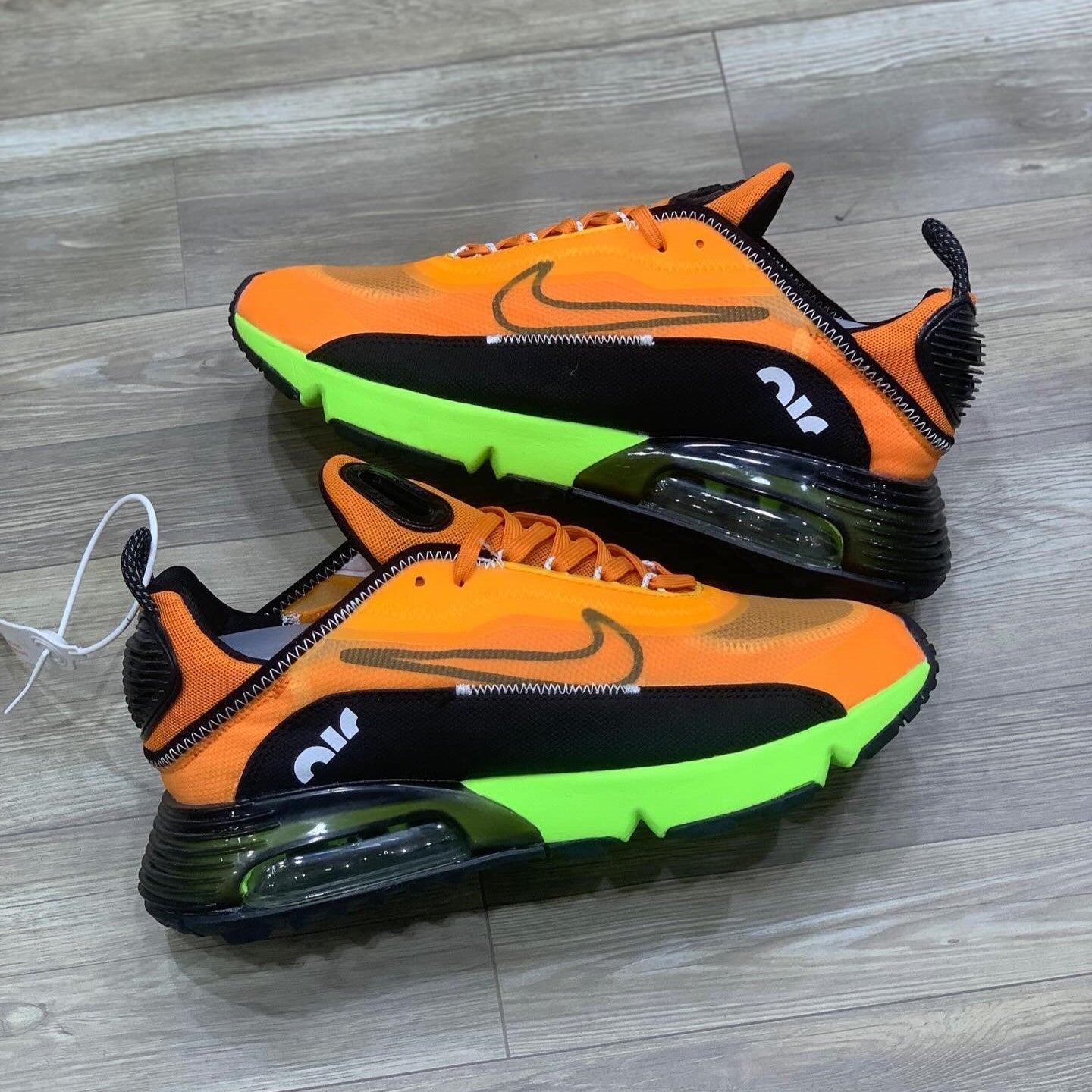 Air Max 2090 Black Orange