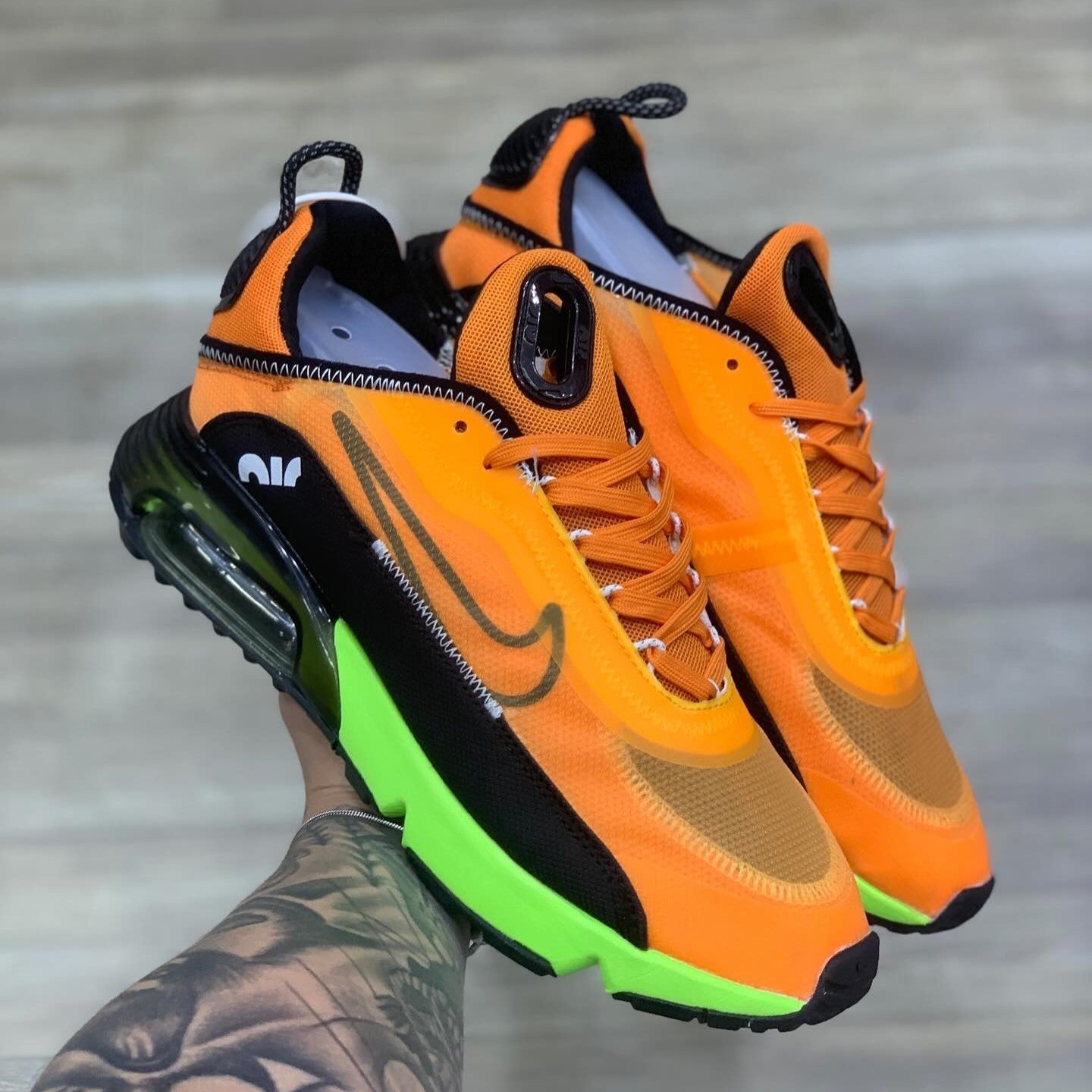 Air Max 2090 Black Orange