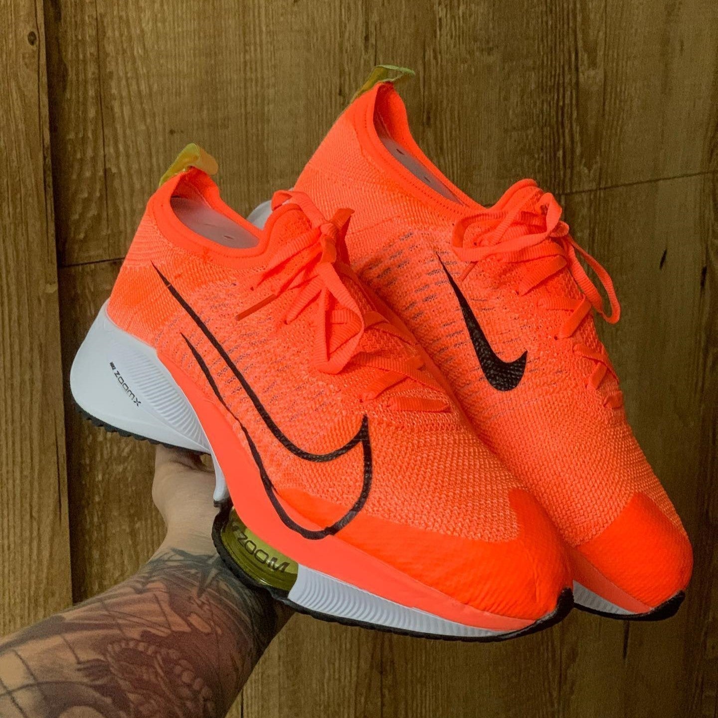 Air Zoom Tempo NEXT Flyknit Bright Mango