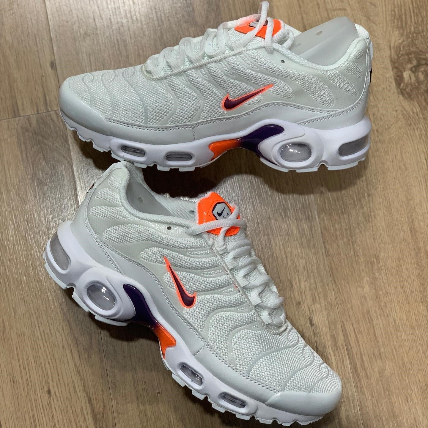 Air Max Plus TN White Purple Red