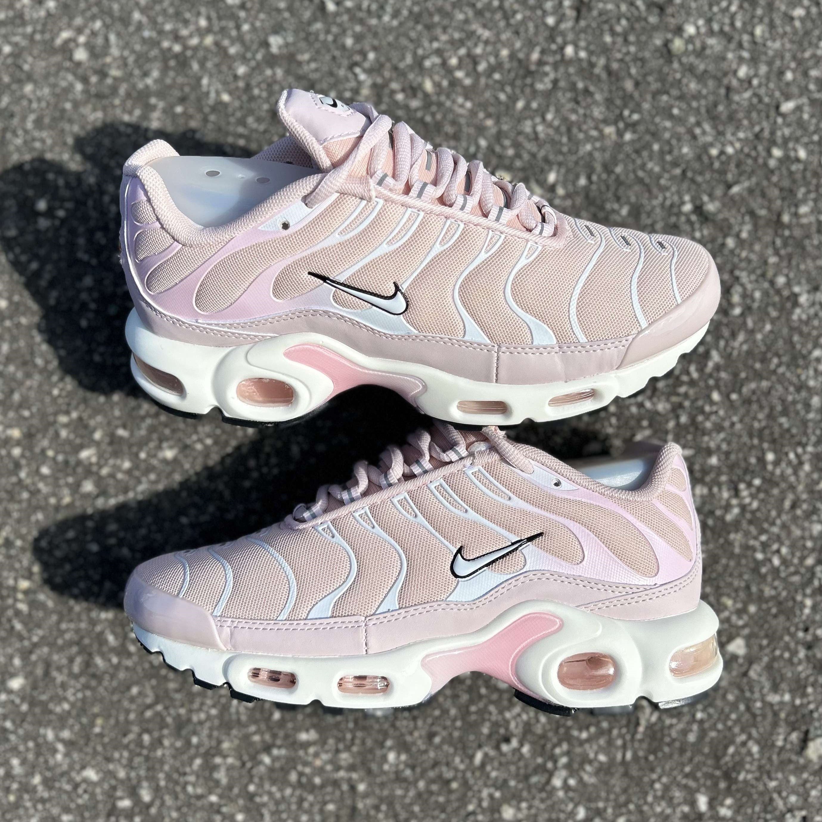 Air Max Plus TN Sandrift Oxford Pink