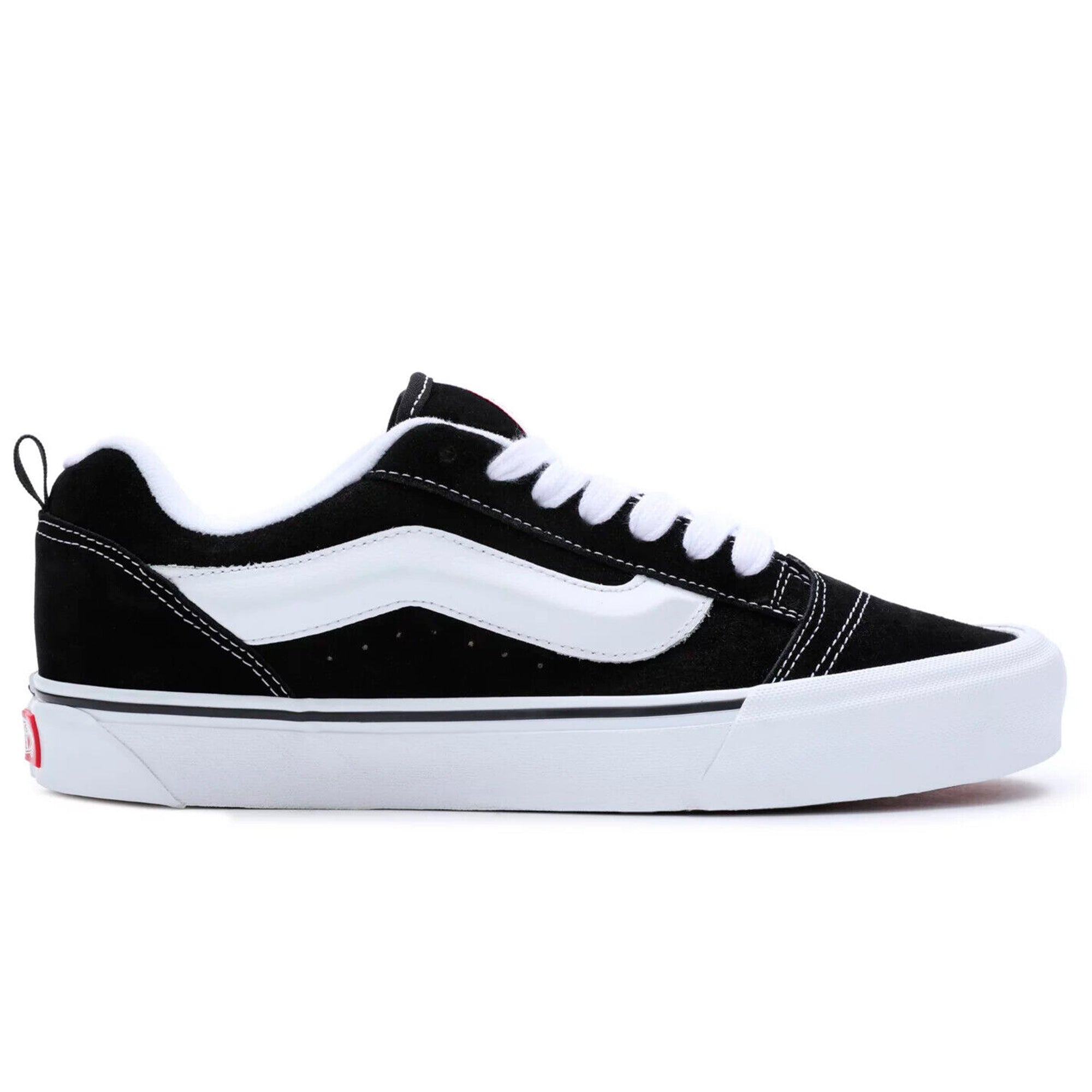 Knu Skool Black White