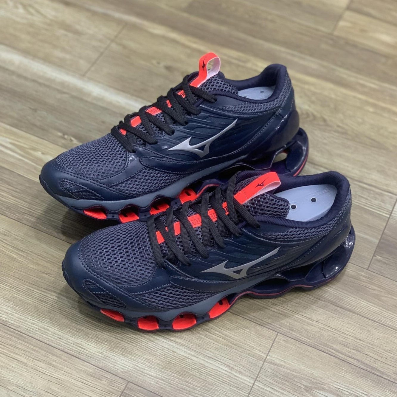 Wave Prophecy 13S Grey Orange