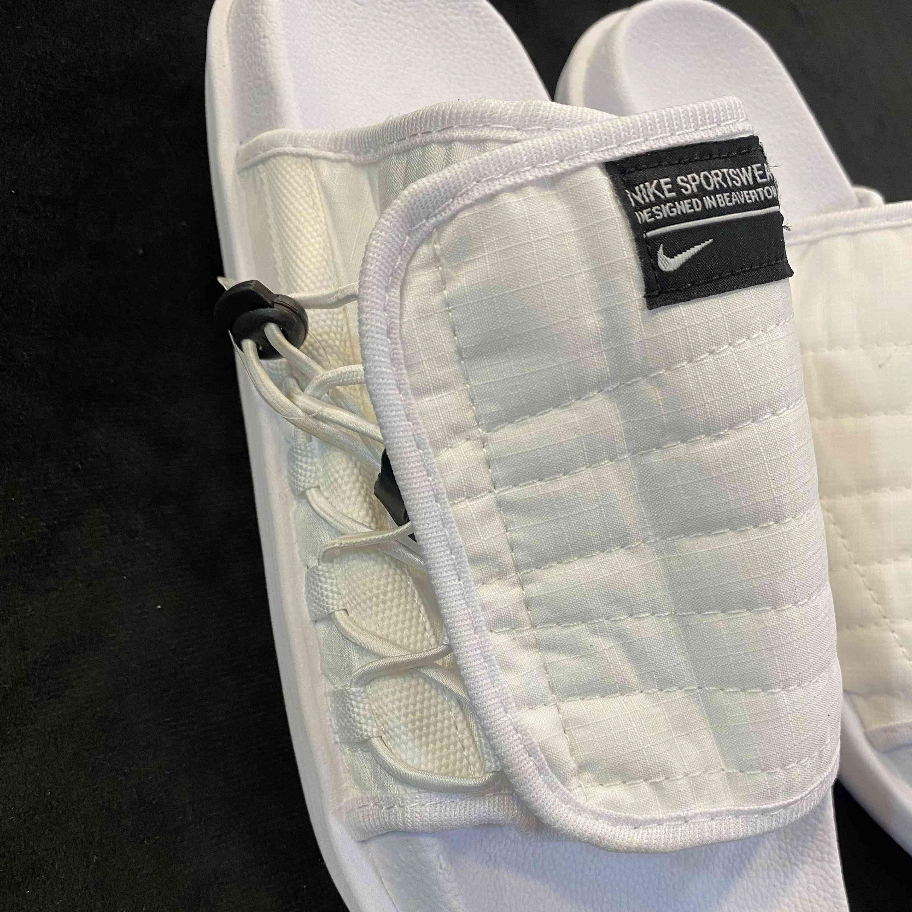 Asuna 2 Slide Triple White