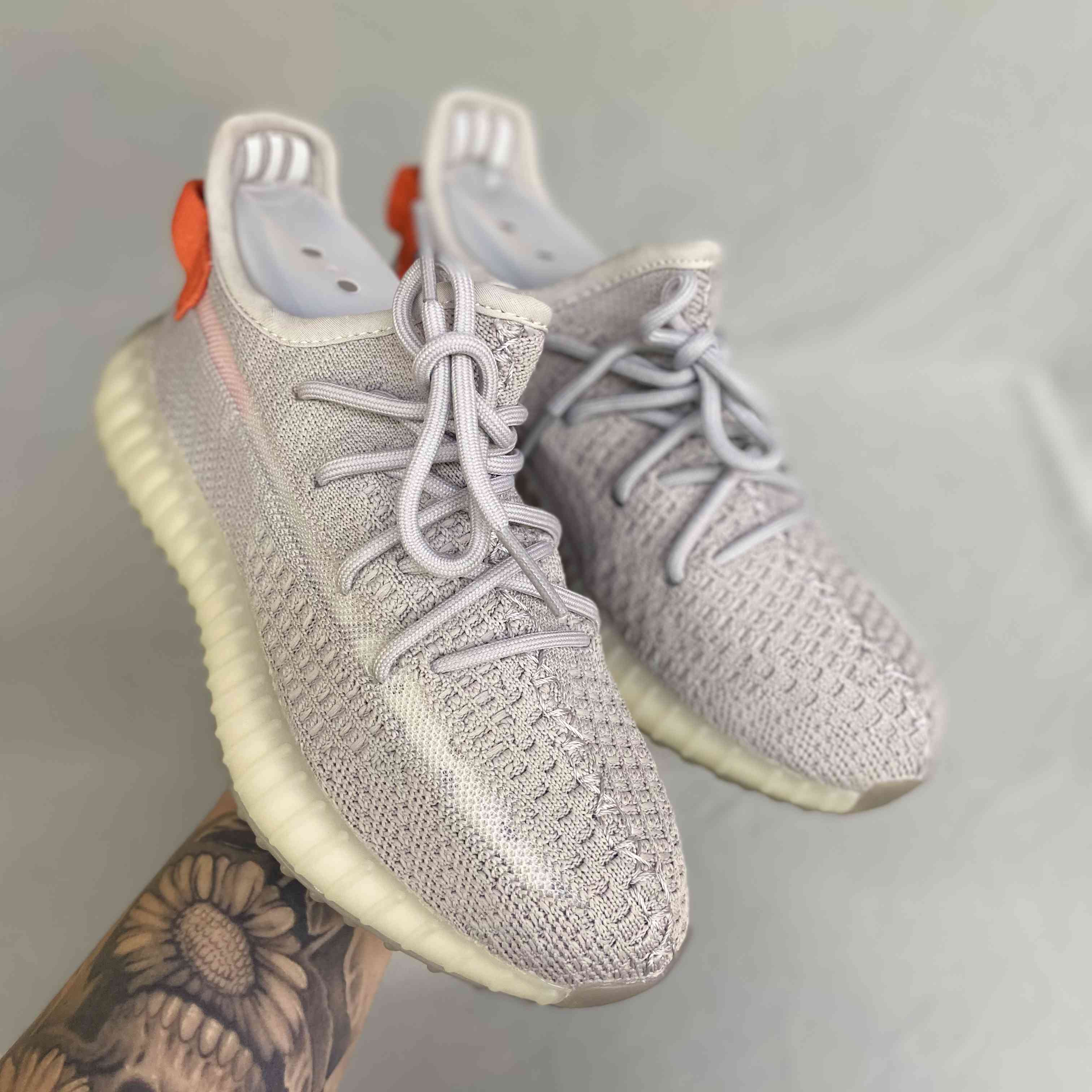 Yeezy Boost 350 v2 Tail Light