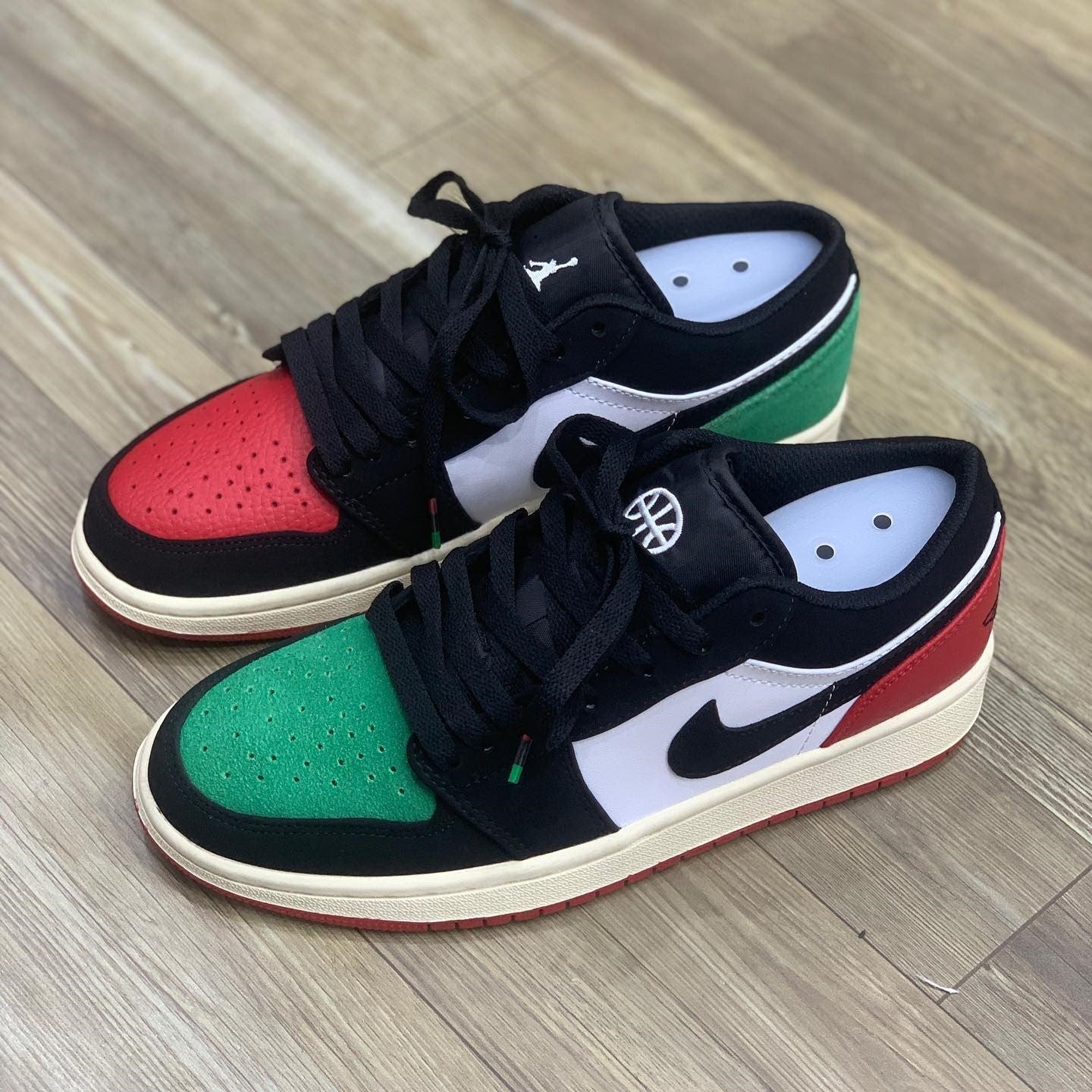 Air Jordan 1 Low Quai 54