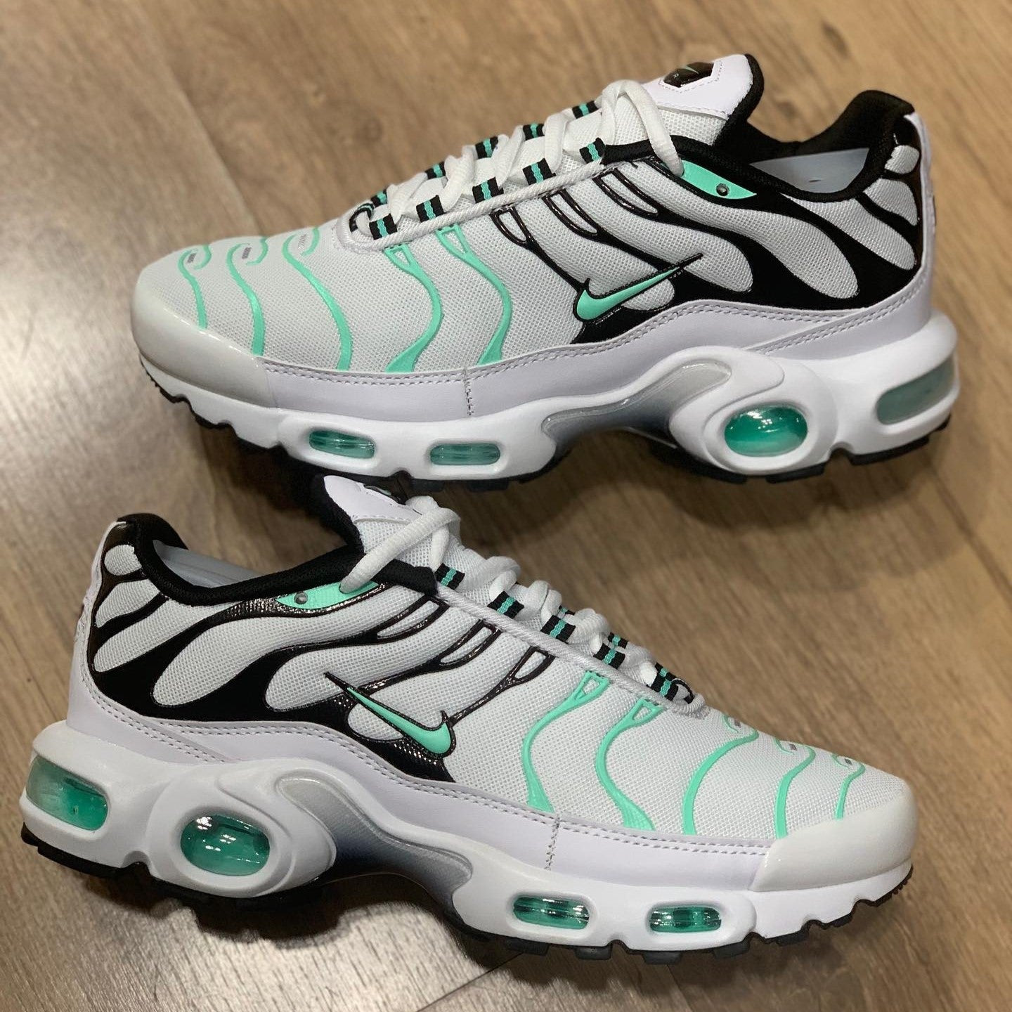 Air Max Plus TN Atmos White Hyper Jade