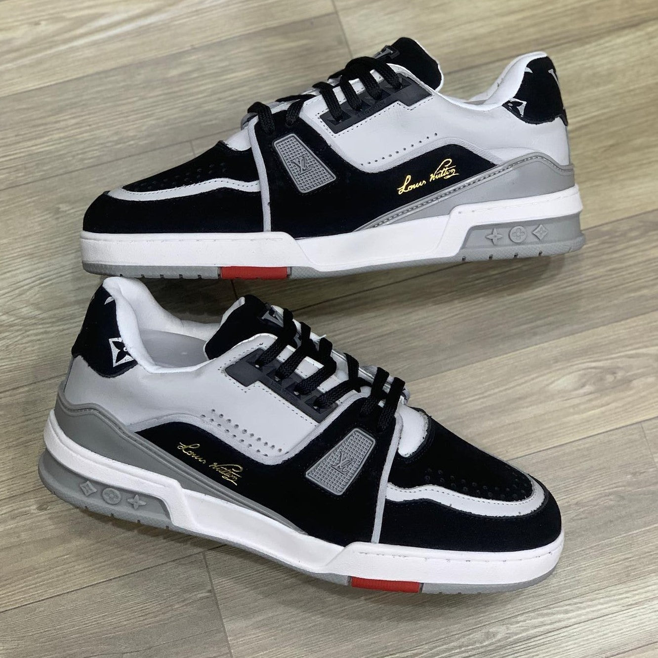 LV Trainer Sneaker Low Black Grey