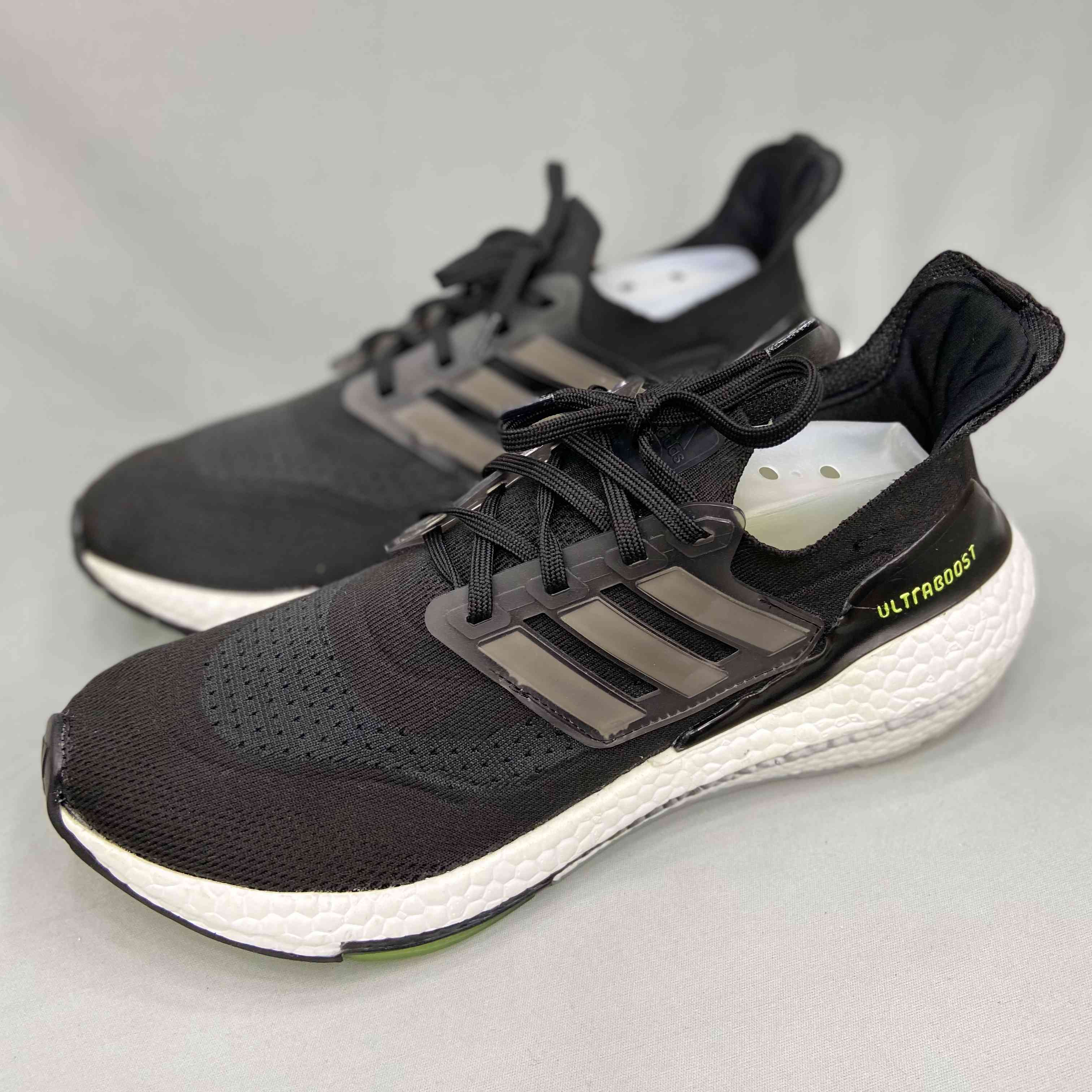 UltraBoost 21 Black Metallic Silver